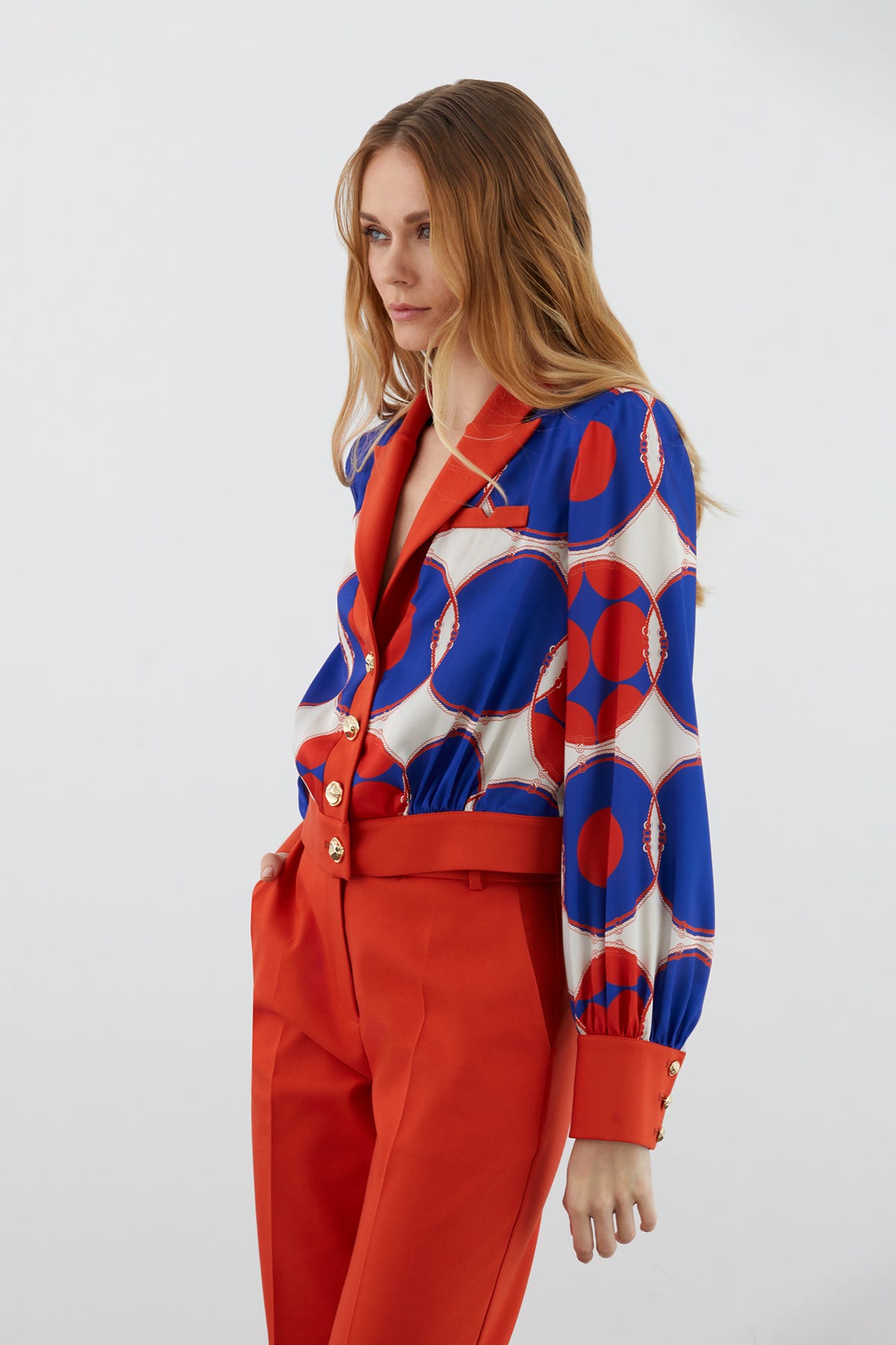 Desenli Ceket Ve Bol Paça Pantolonlu Takım