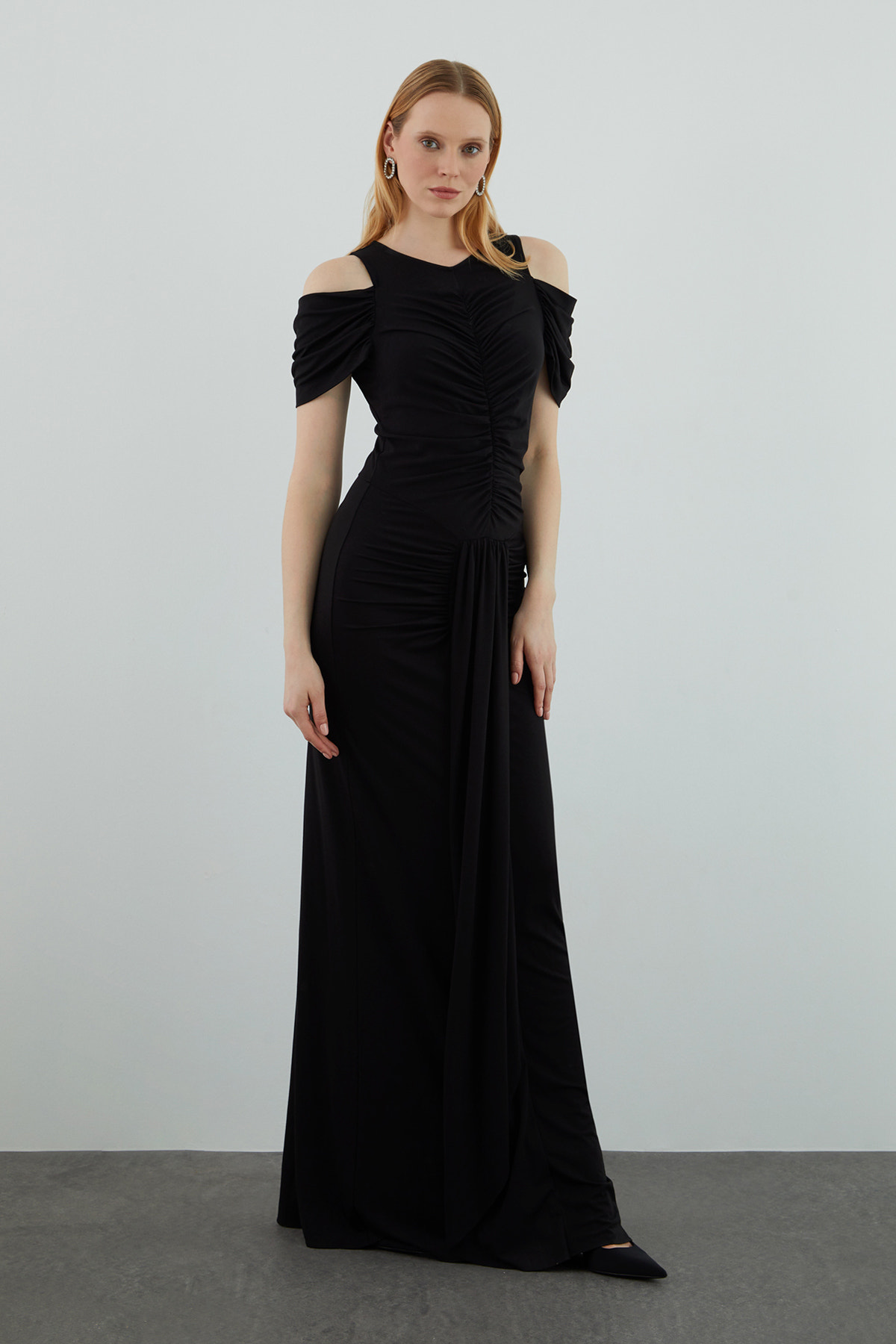 Büzgü Detaylı Uzun Jarse Elbise