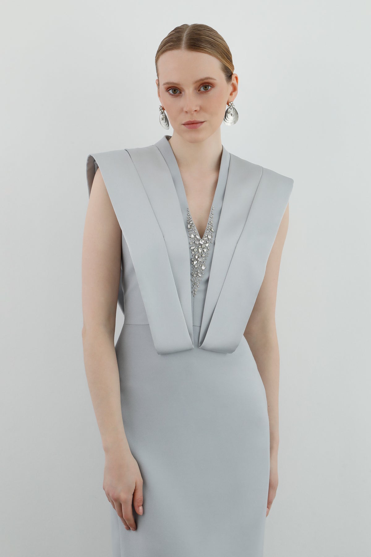 Dantel Detaylı Seyyar Kuşaklı Elbise