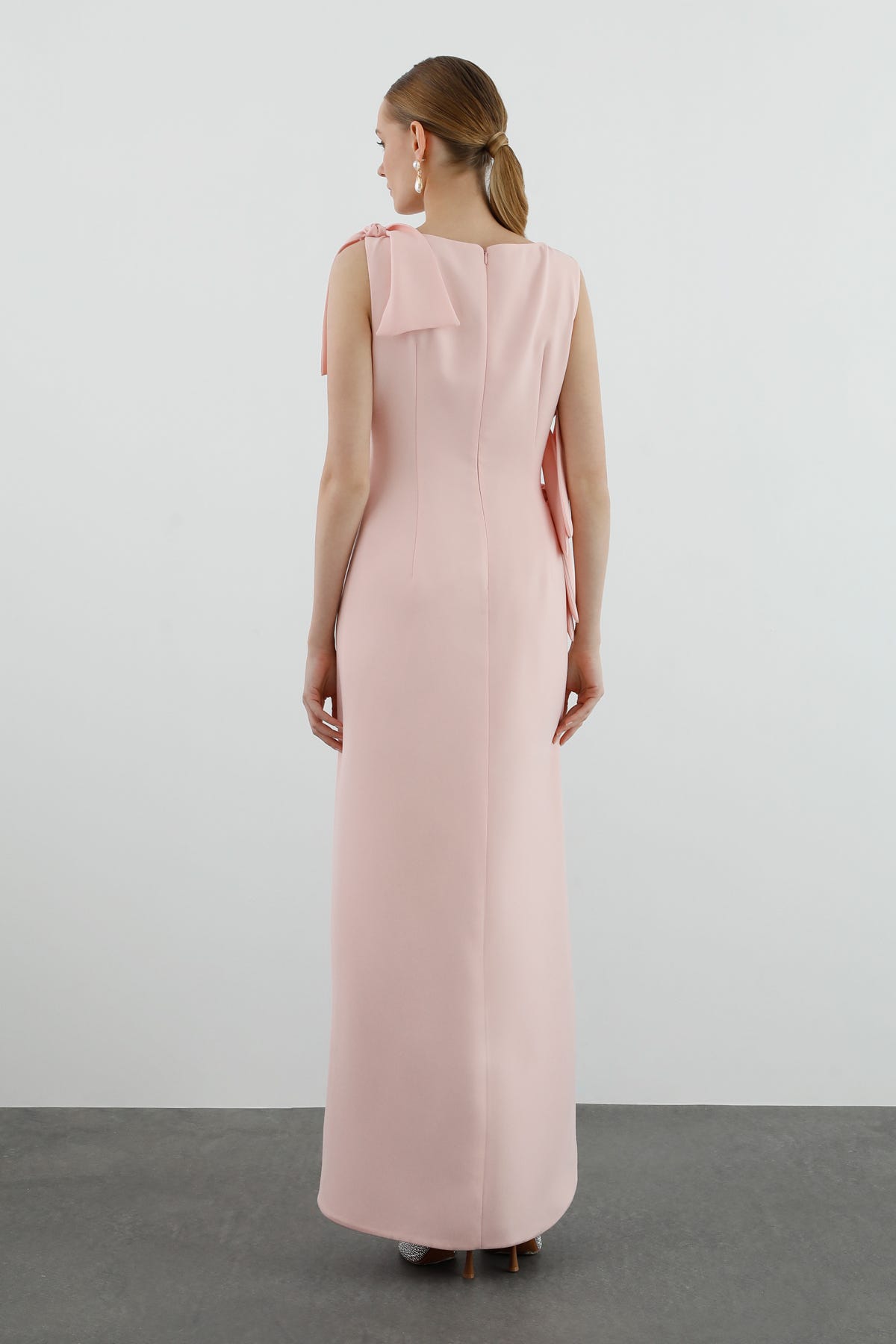 Pencere Detaylı Bağlamalı Uzun Elbise