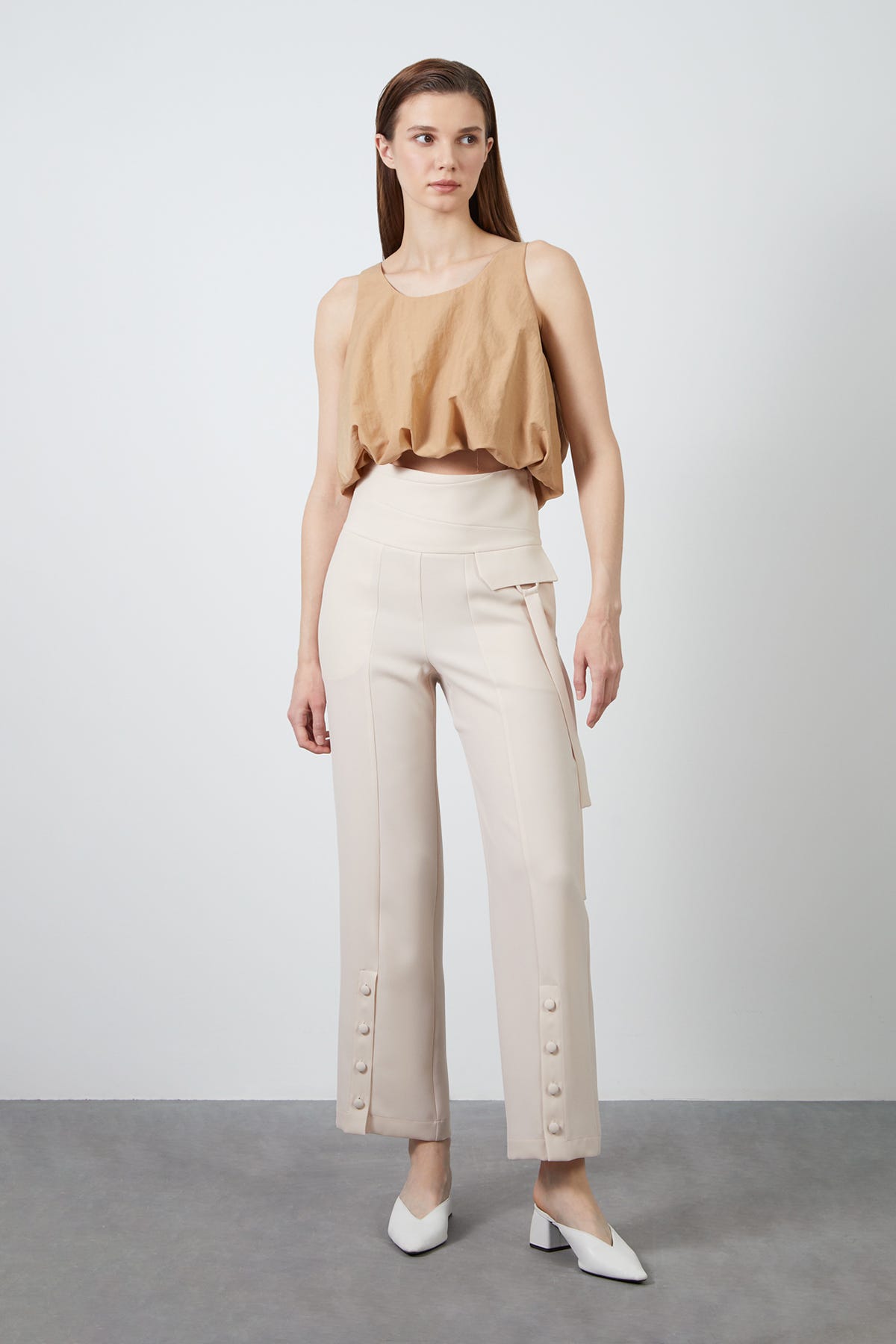 Omuzda Bağlama Detaylı Bluz