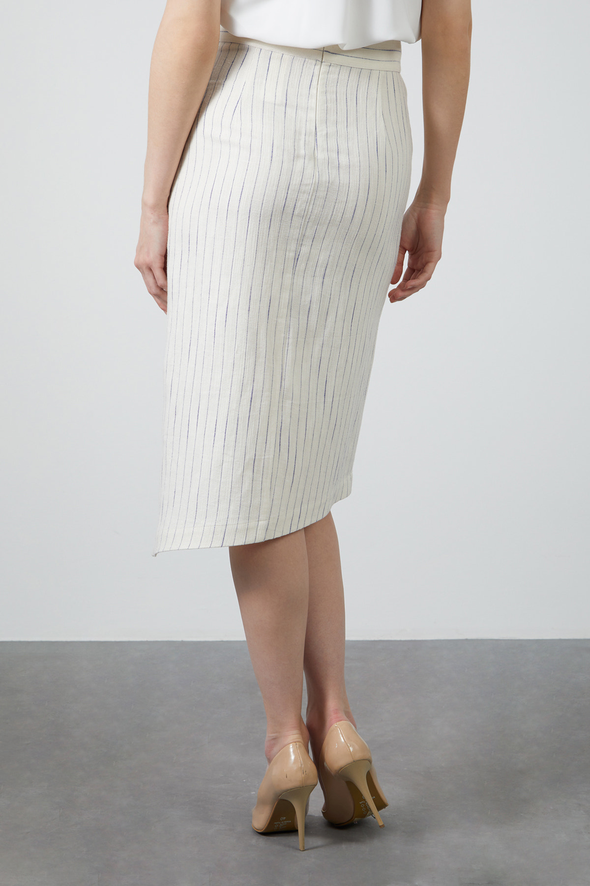 Bağlama Detaylı Asimetrik Etek