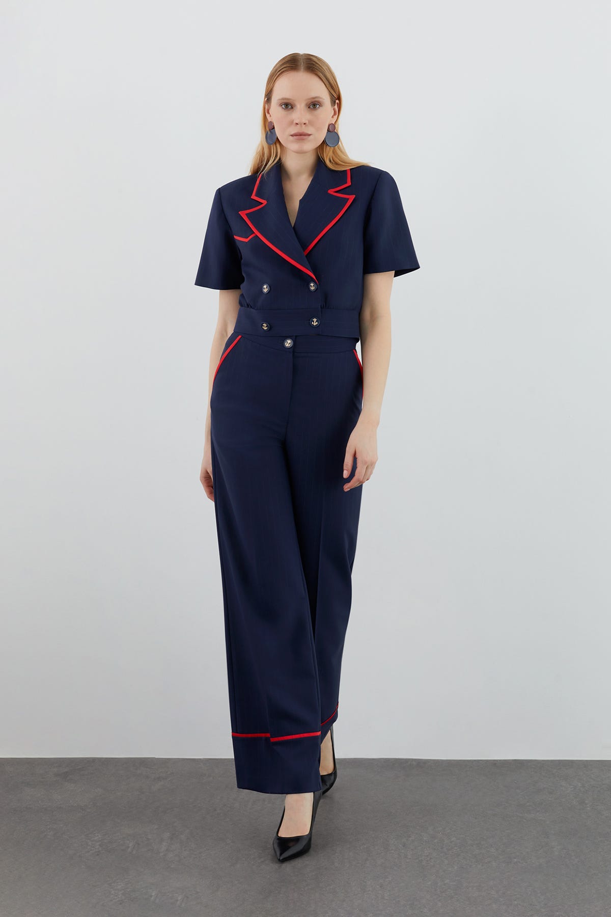 Kısa Kollu Beli Lastikli Ceket Duble Paça Bol Pantolonlu Takım