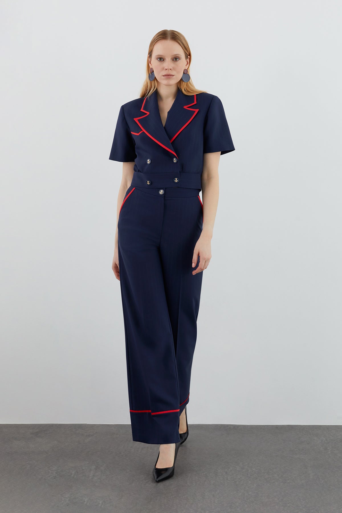 Kısa Kollu Beli Lastikli Ceket Duble Paça Bol Pantolonlu Takım