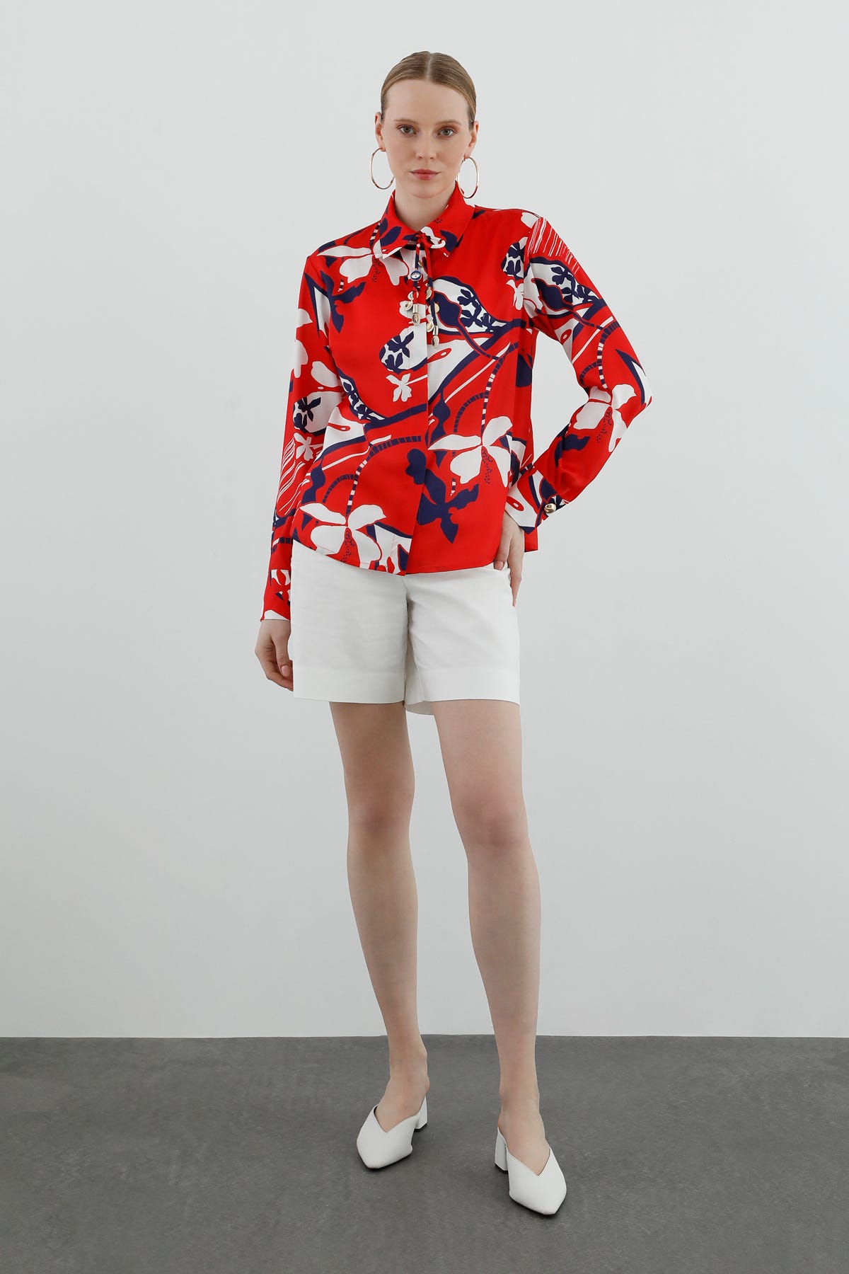 Desenli Uzun Kollu Gömlek