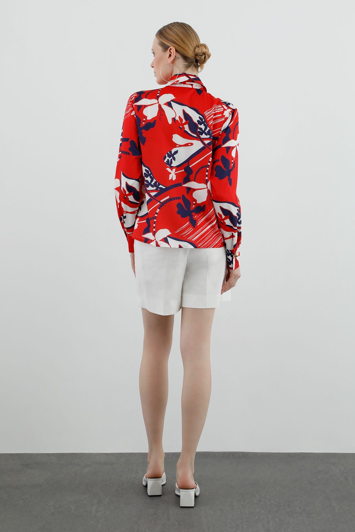 Desenli Uzun Kollu Gömlek