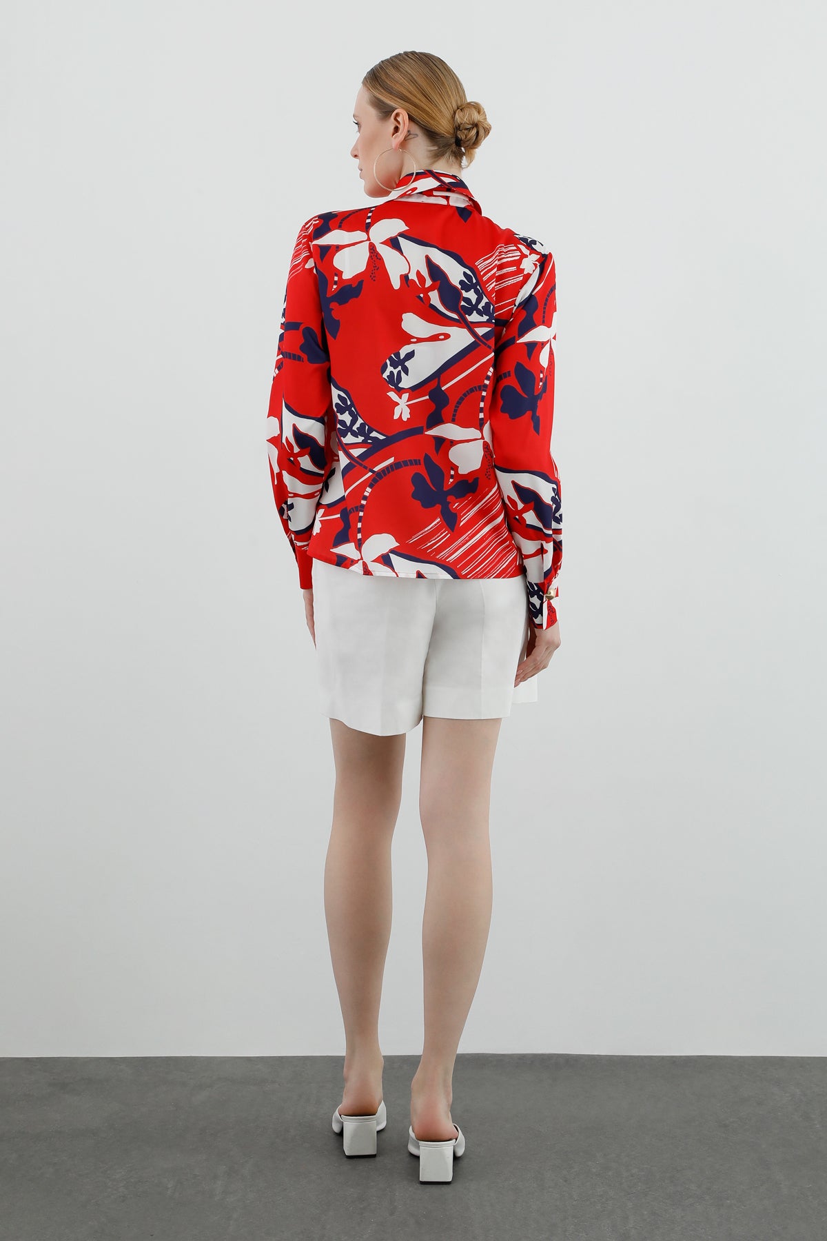 Desenli Uzun Kollu Gömlek