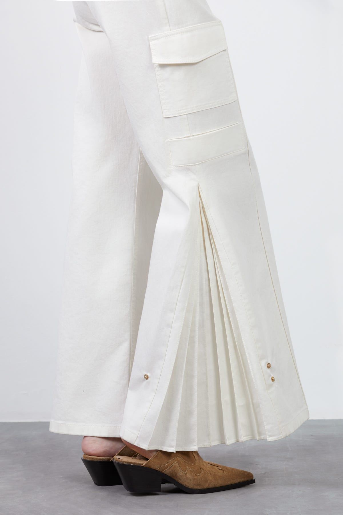 Cep Detaylı Jean Pantolon