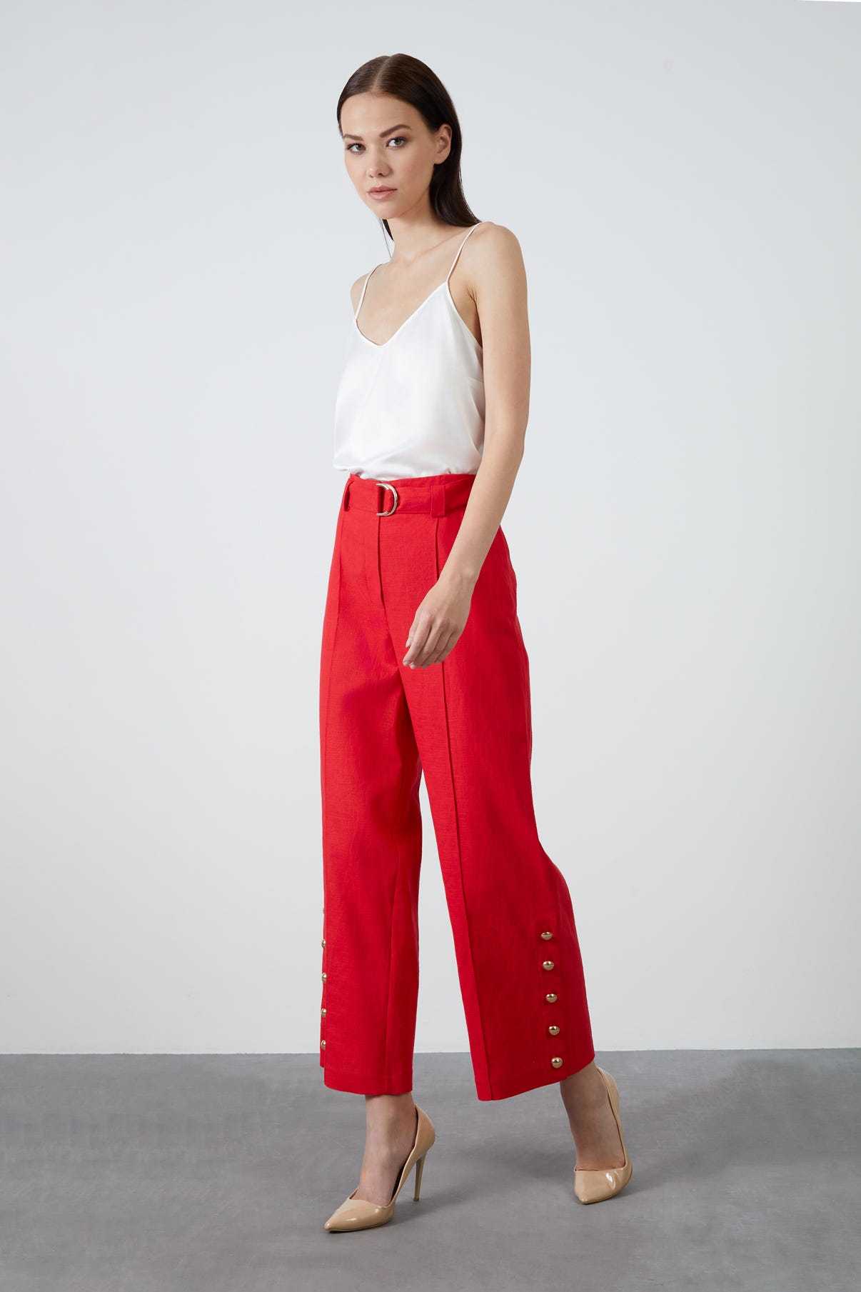 Kuşak Detaylı Paçası Düğmeli Bol Paça Keten Pantolon