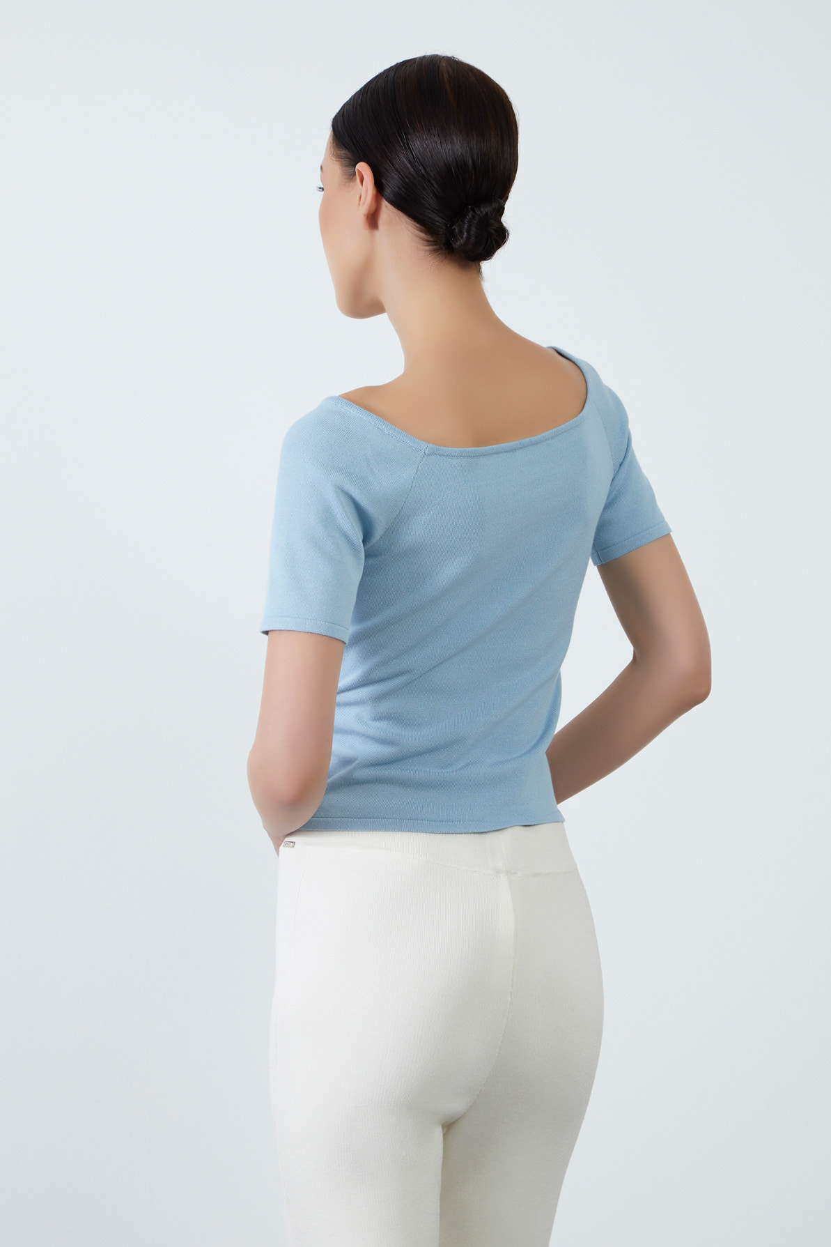 Kayık Yaka Kısa Kollu Bluz