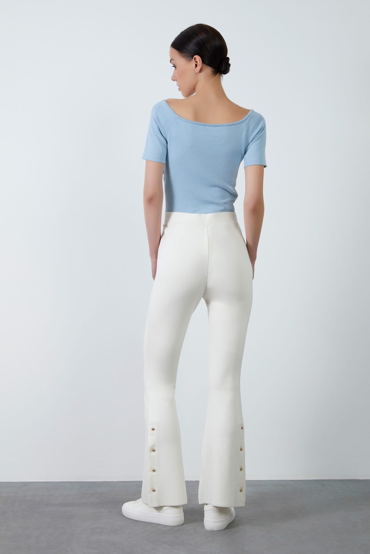 Kayık Yaka Kısa Kollu Bluz