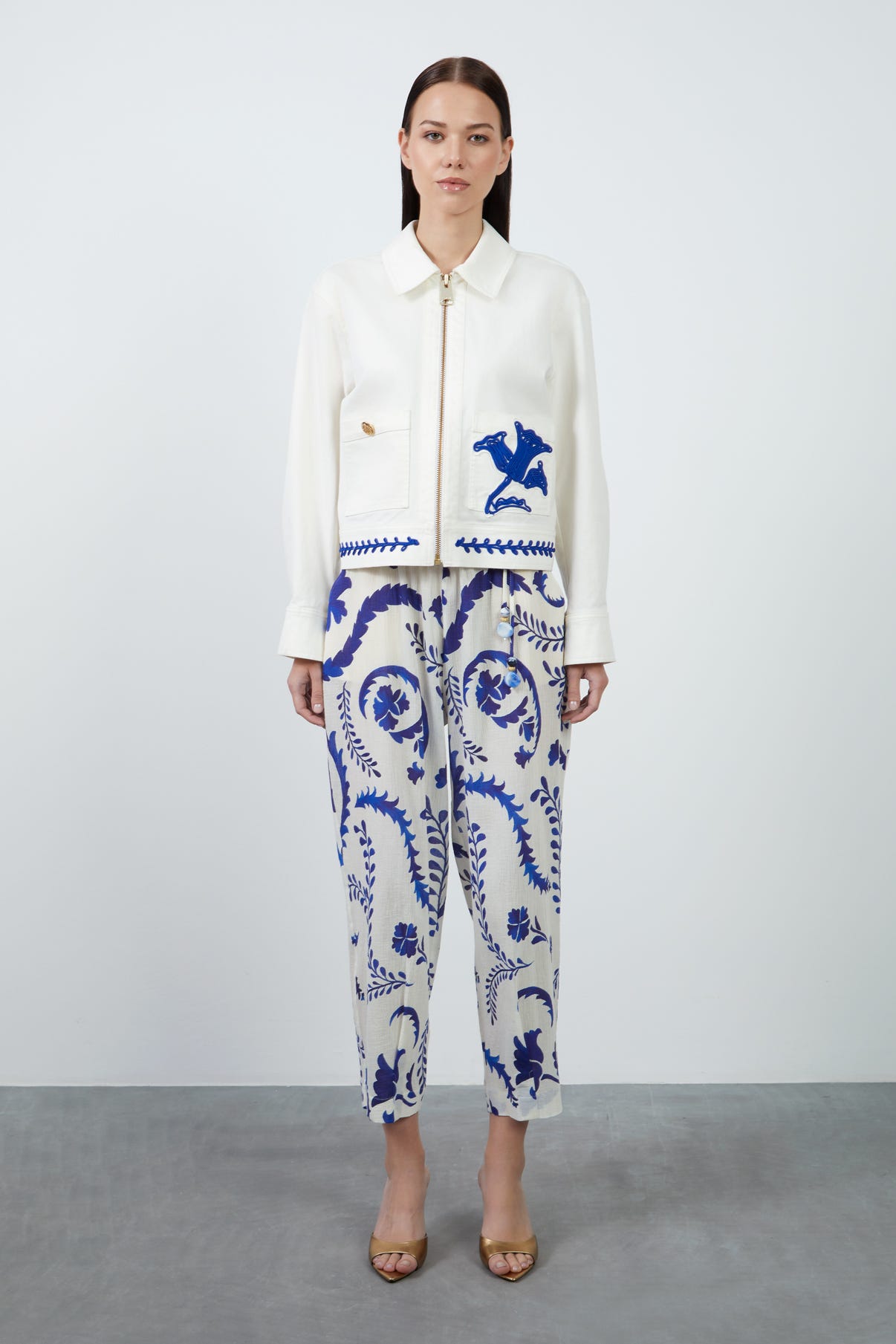 Nakış Detaylı Jean Ceket