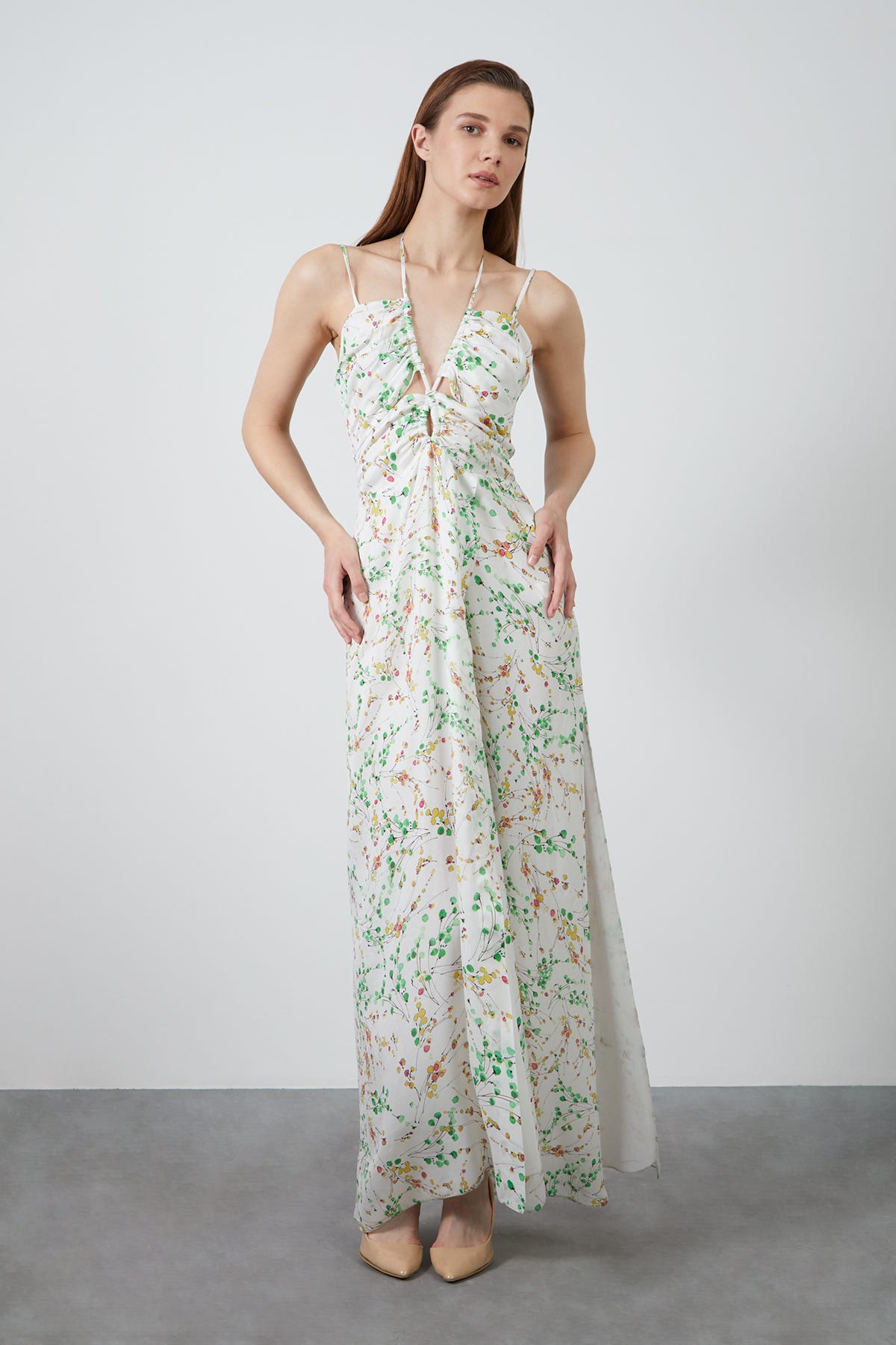 İp Askılı Uzun Sıfır Kol Elbise