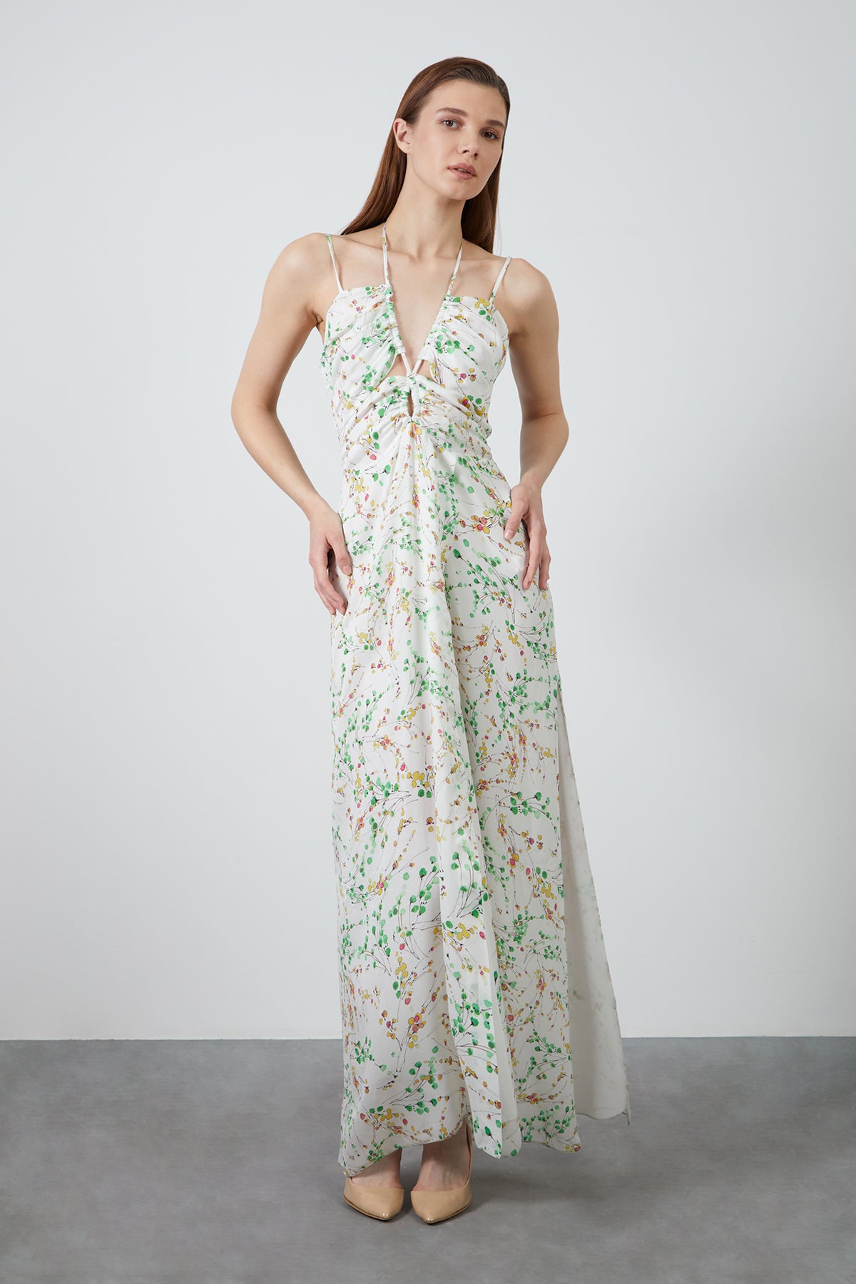 İp Askılı Uzun Sıfır Kol Elbise