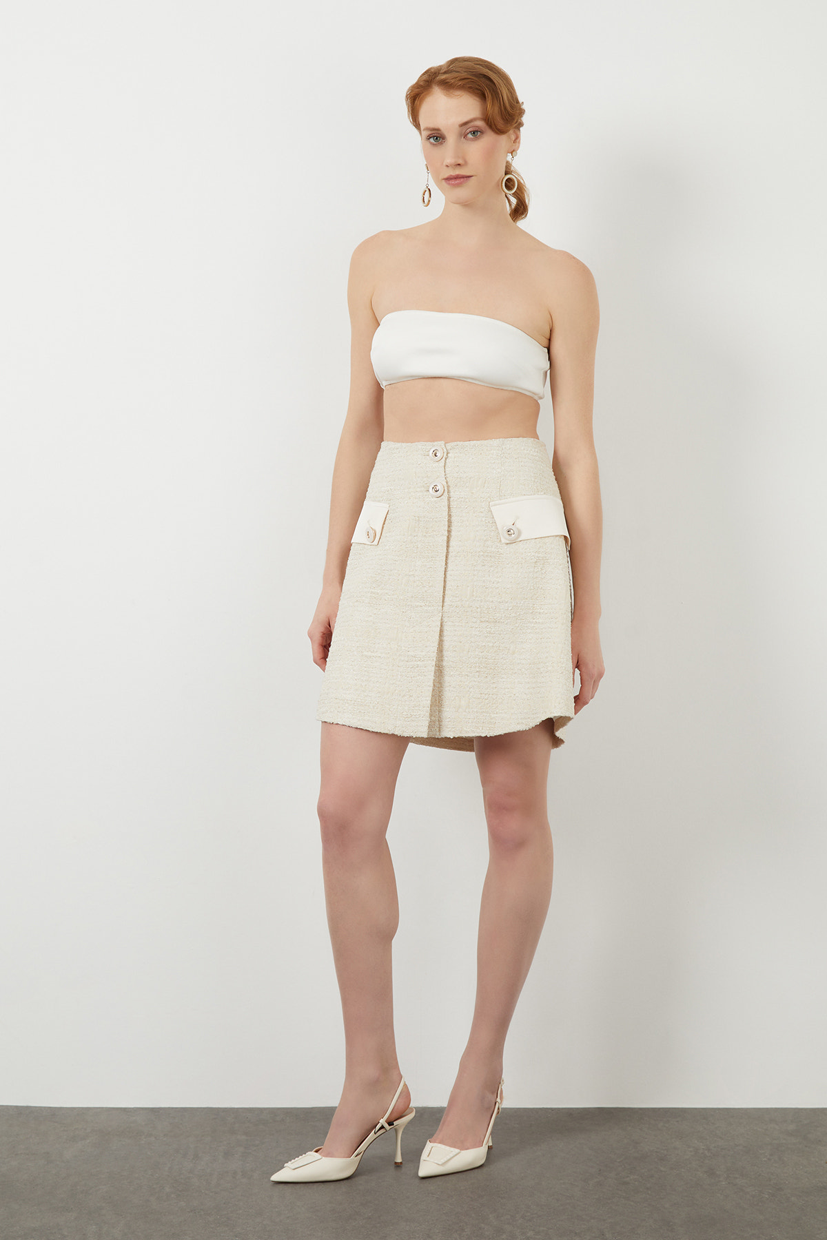 Düğme Detaylı Mini Etek
