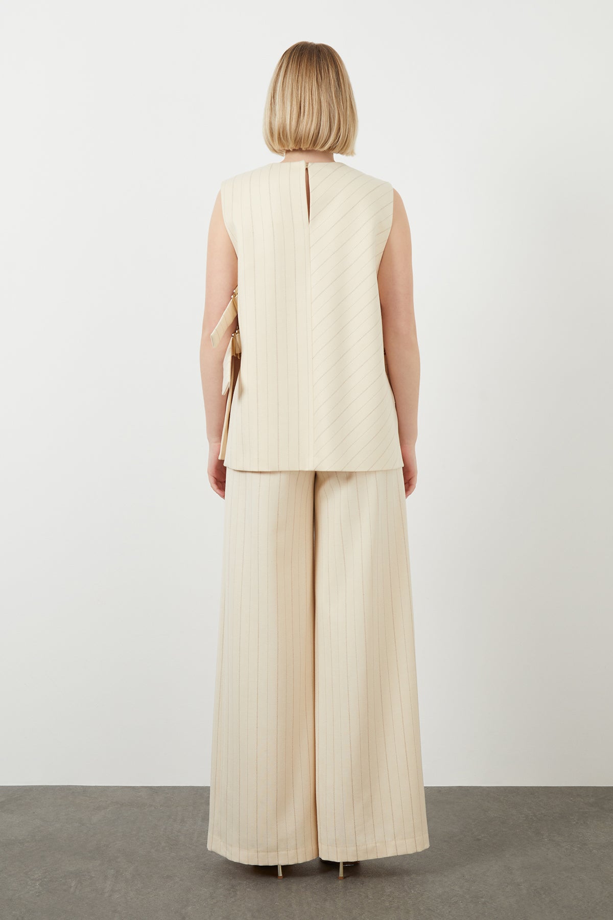 Çizgi Desenli Kolsuz Yelek