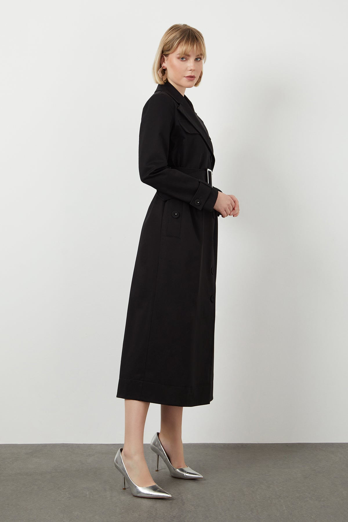 Ceket Yakalı Önü Kruvaze Çıtçıt Kapamalı Uzun Trençkot