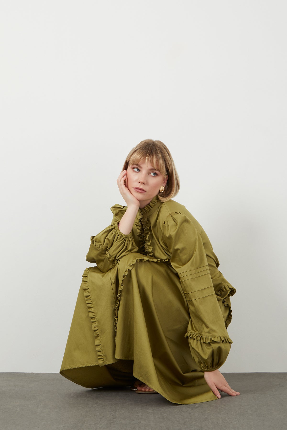 Fırfır Yakalı  Maxi Astarsız Elbise