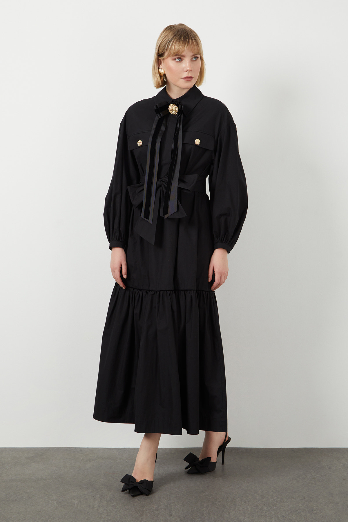 Fiyonk Ve Şerit Detaylı Maxi Astarsız Elbise