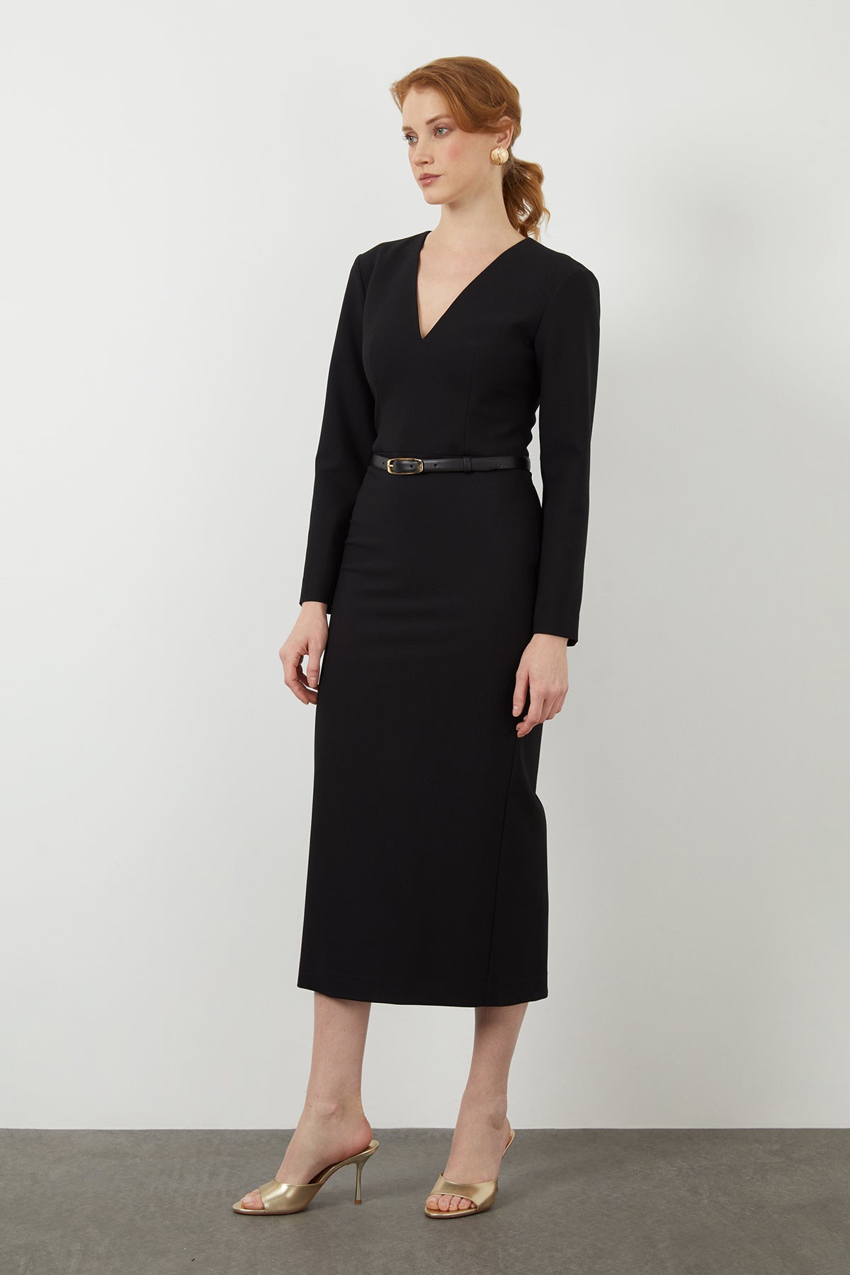 Kemerli V Yaka Midi Kalem Elbise