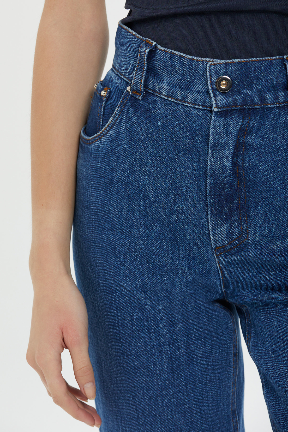 Klasik Beş Cepli Lacivert Jean Pantolon