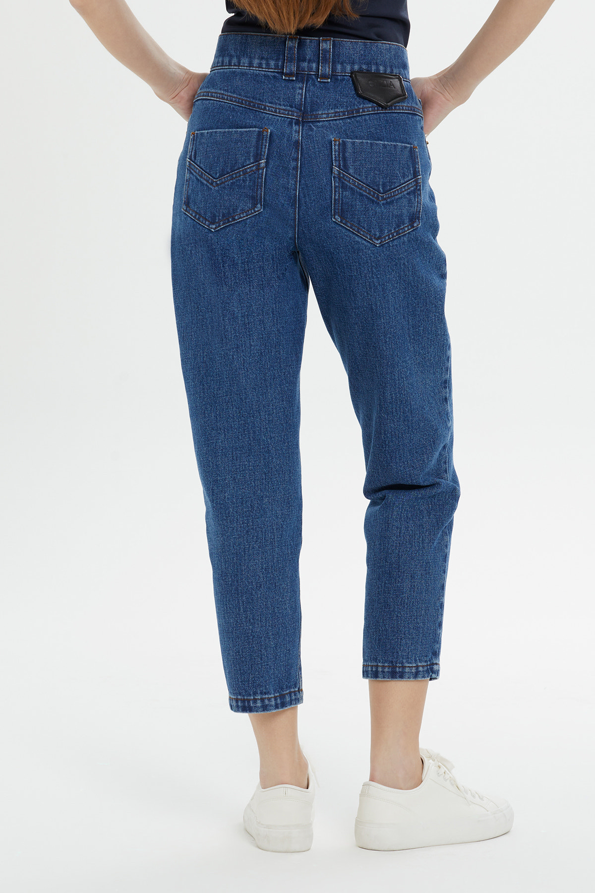Klasik Beş Cepli Lacivert Jean Pantolon