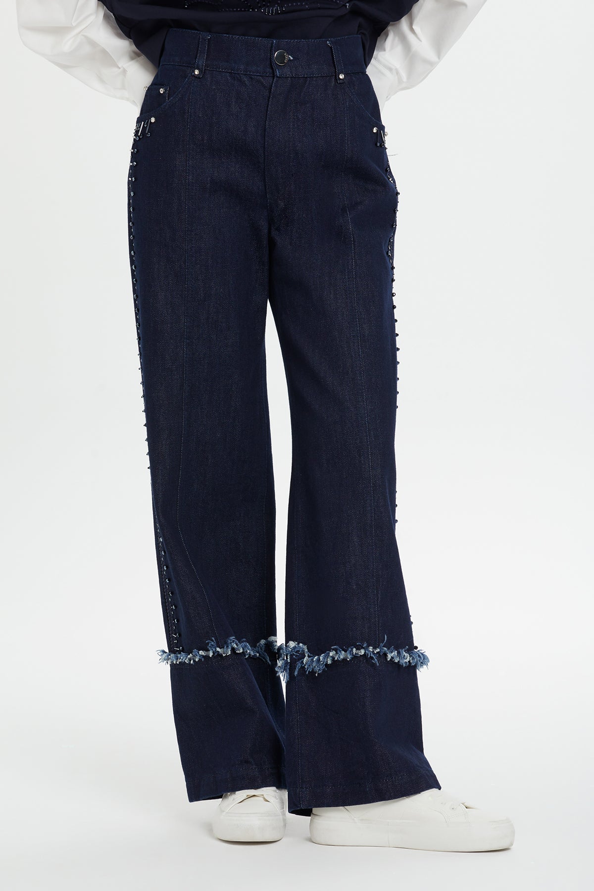 İşleme Detaylı Geniş Paça Jean Pantolon