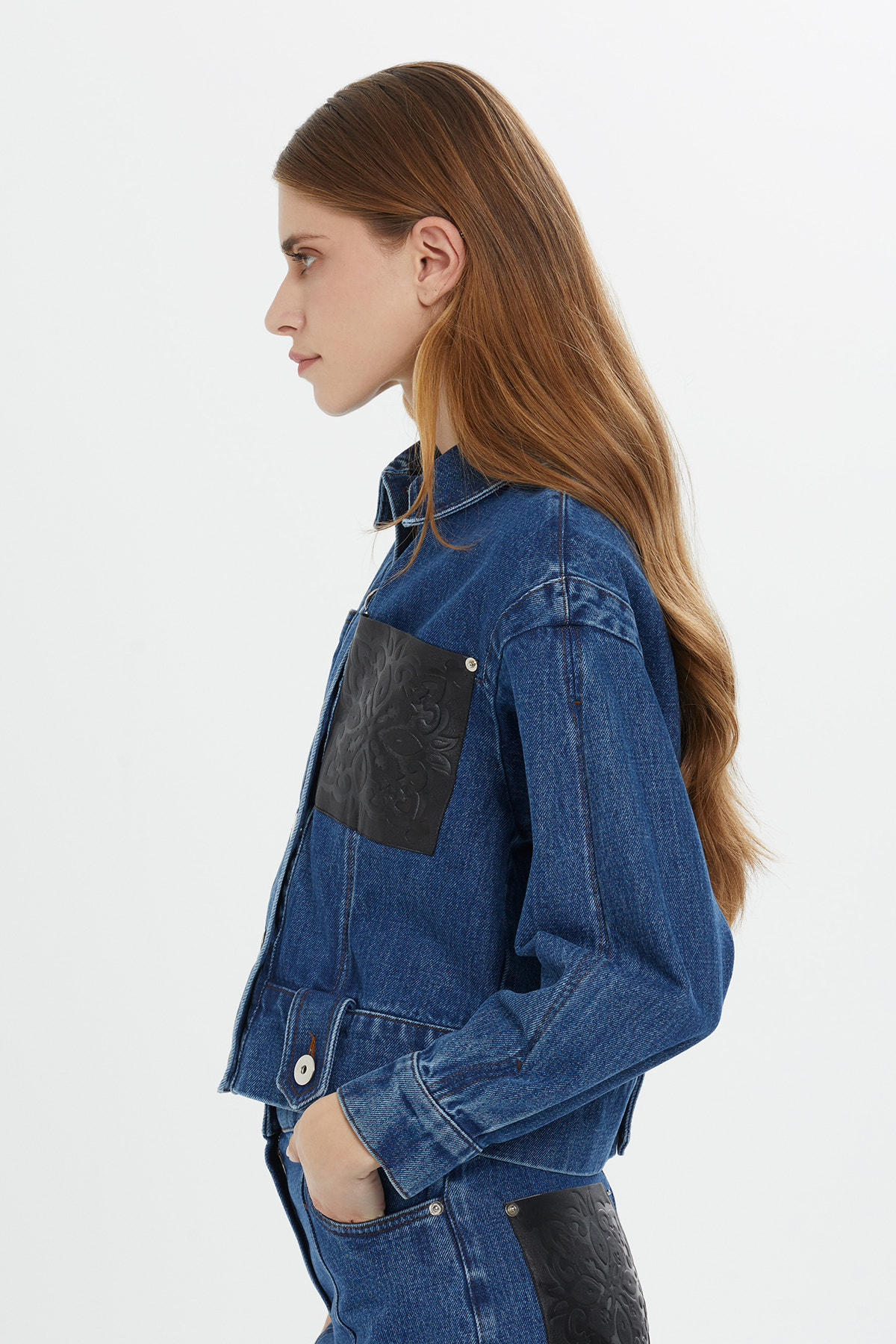 Deri Detaylı Kısa Lacivert Denim Ceket