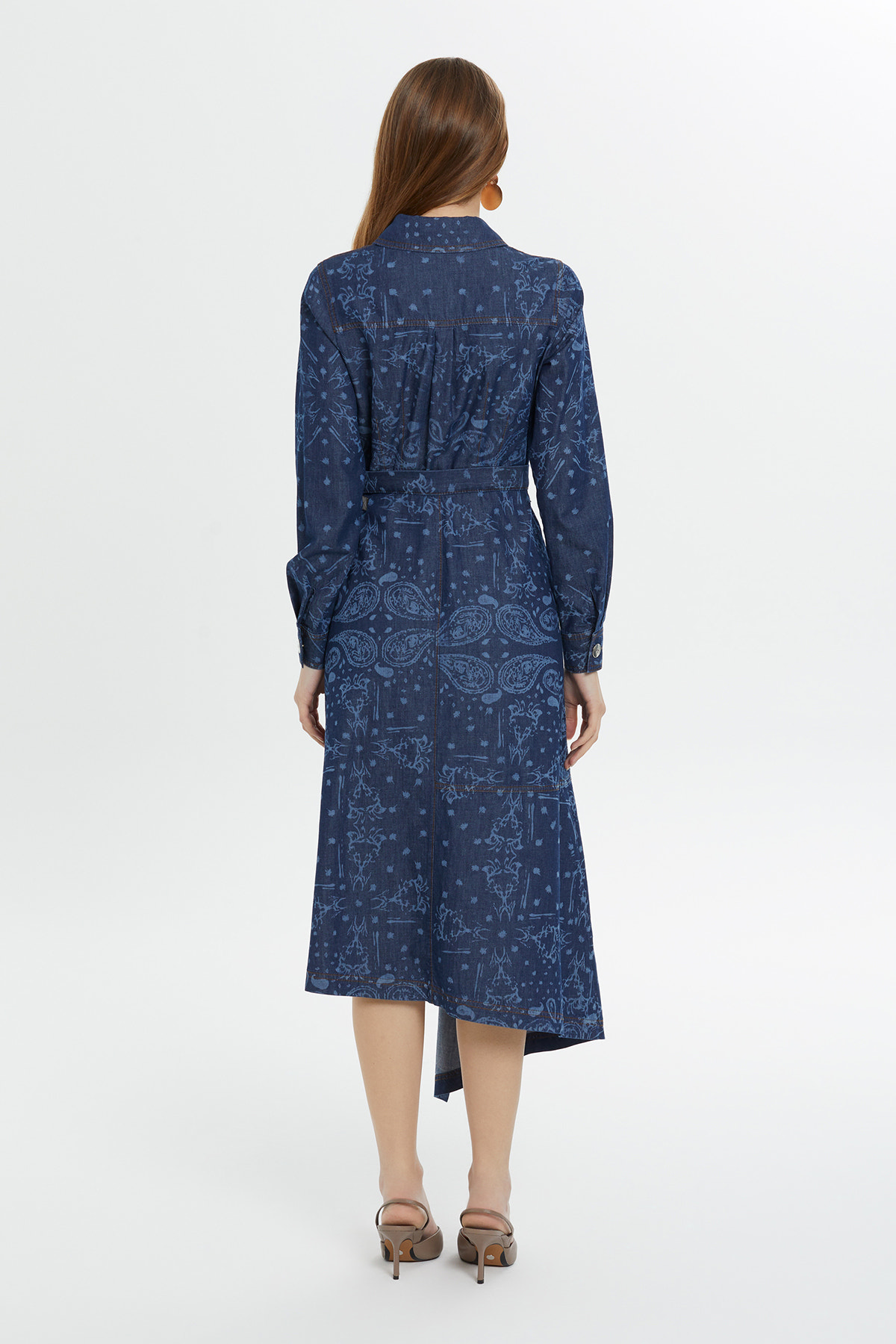 Desenli Yırtmaçlı Denim Midi Elbise