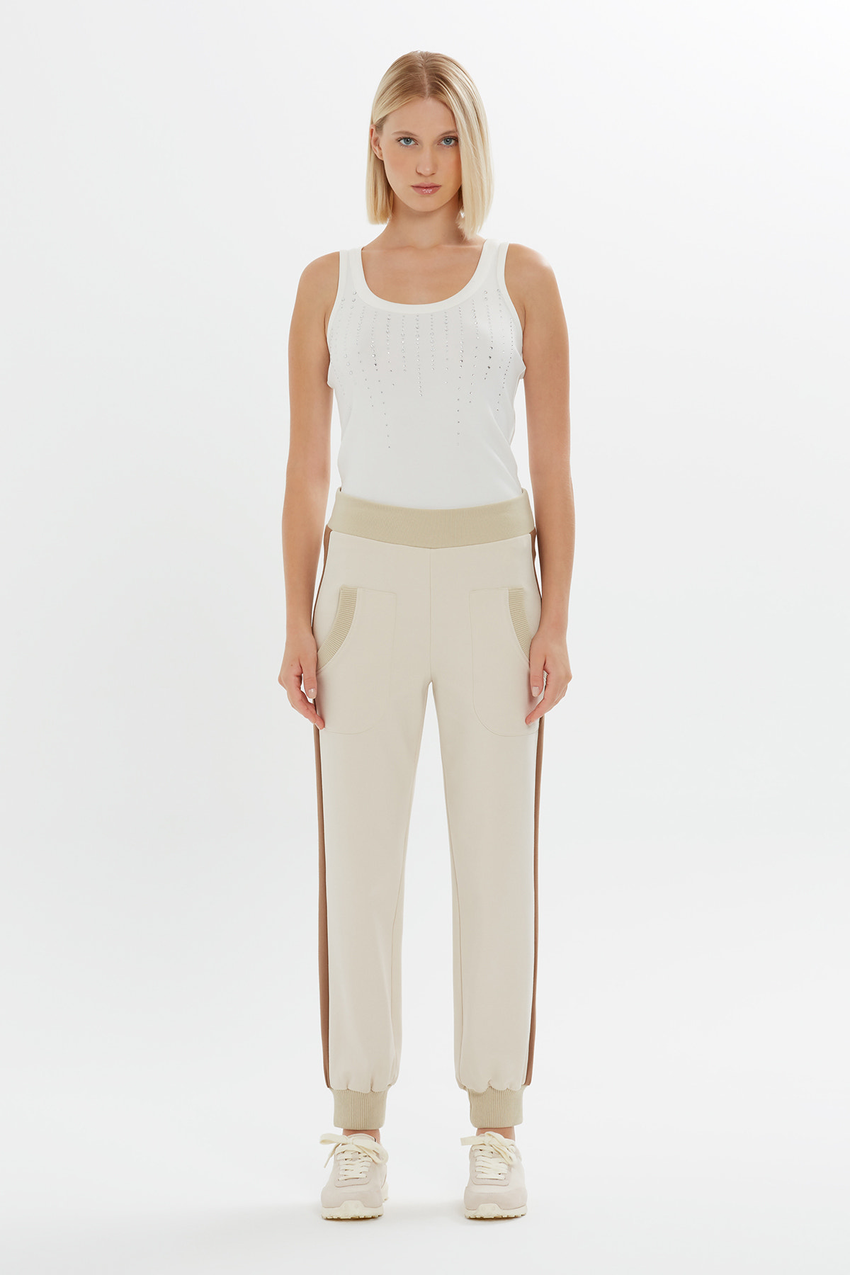 Şerit Ddetaylı Paçaları Lastikli Eşofman Altı