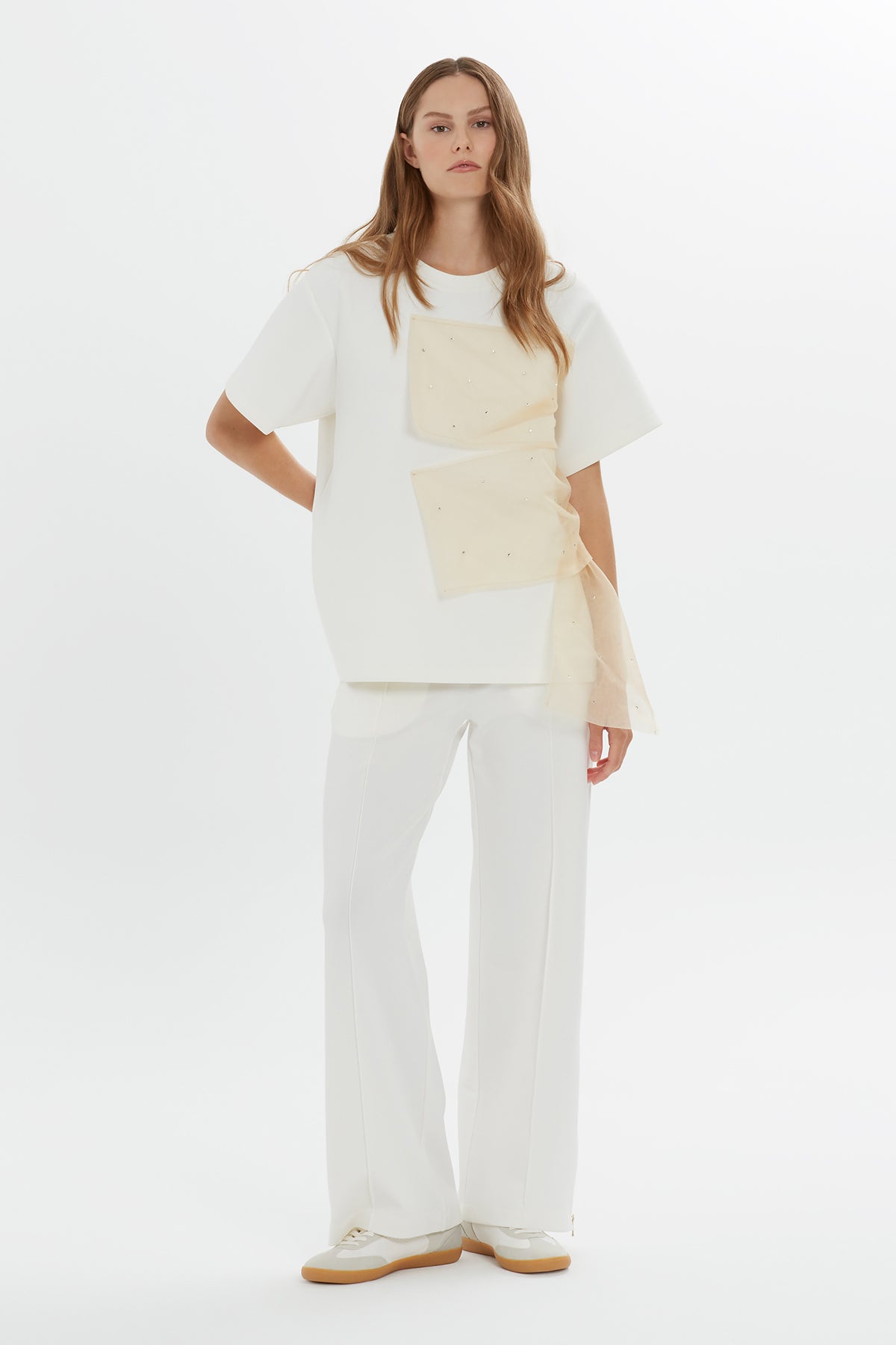 Tül Ve Boncuk Detaylı T-shirt