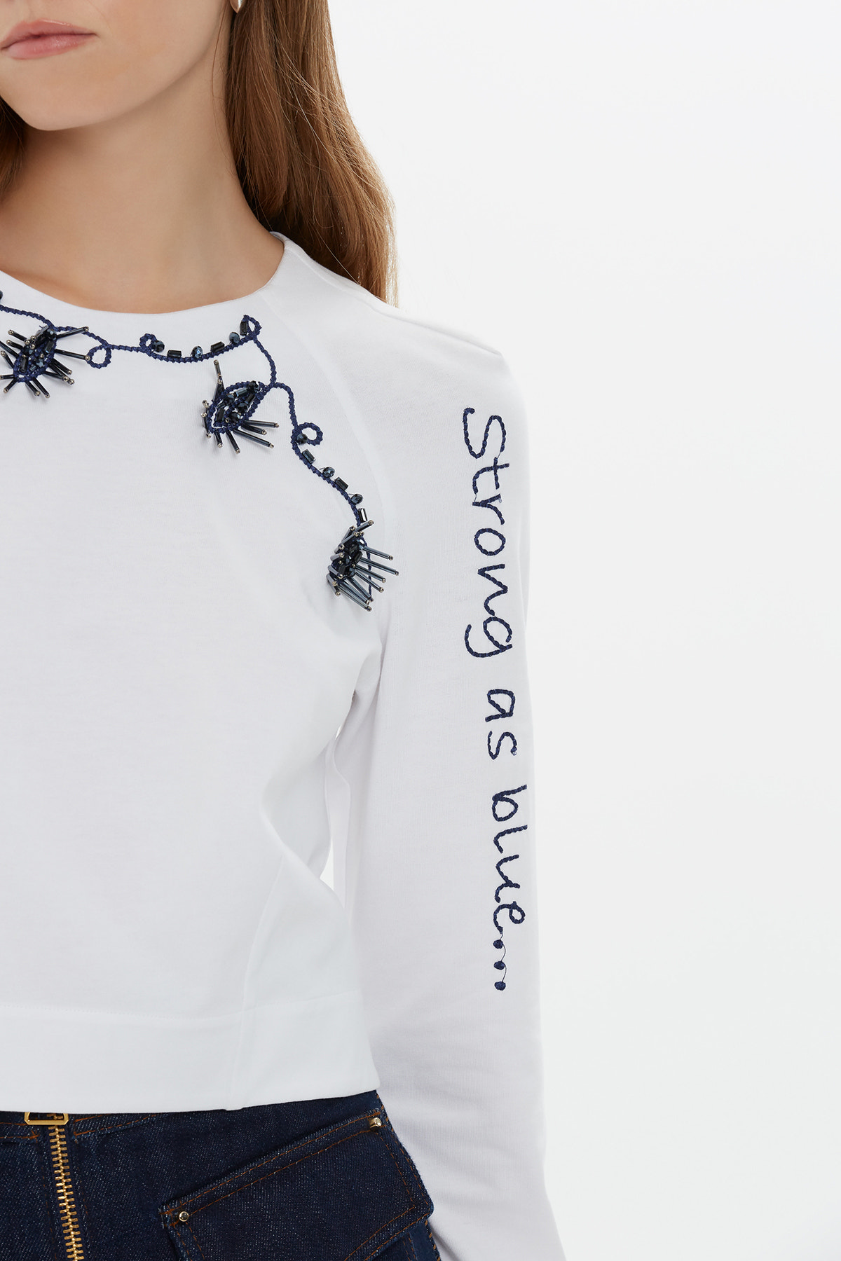 Yaka Ve Koları Nakışlı Boncuk İşlemeli Uzun Kollu T-Shirt