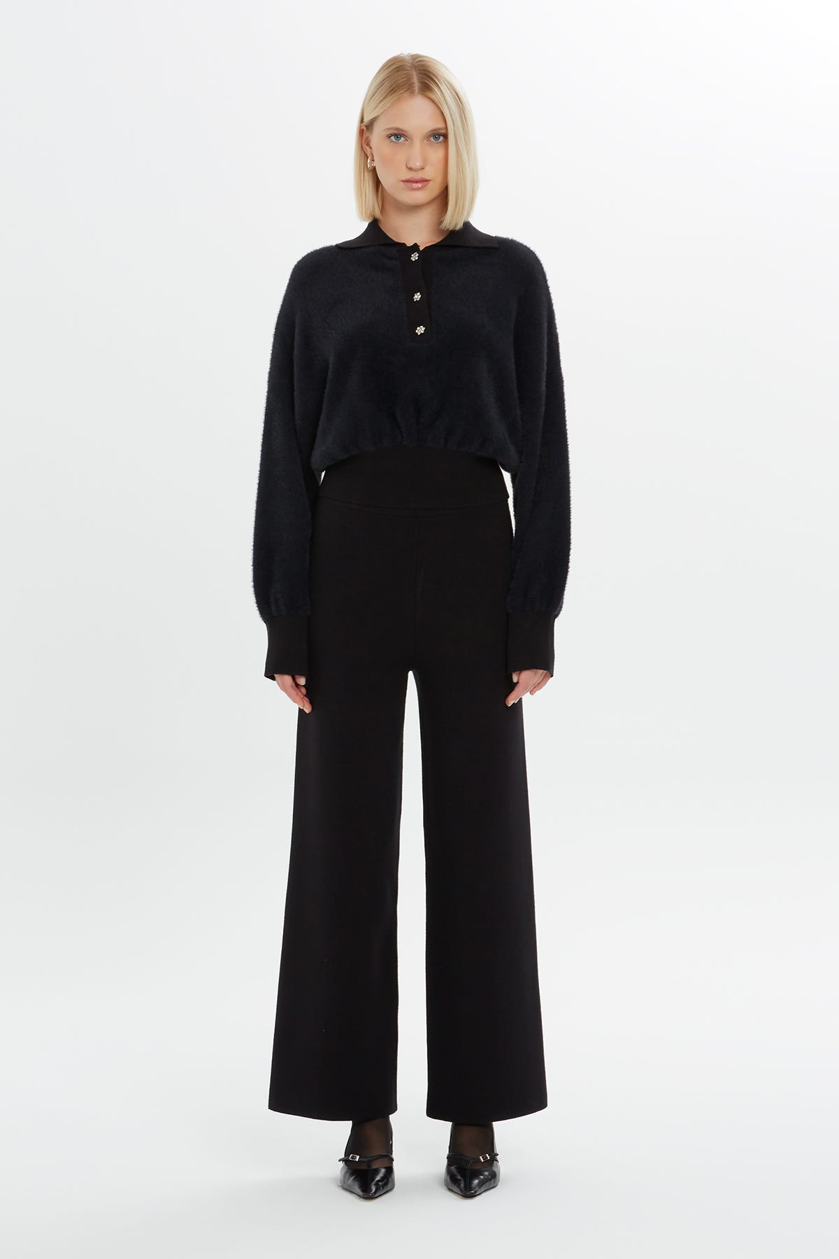 Gömlek Yaka Önü Düğme Detaylı Bluz