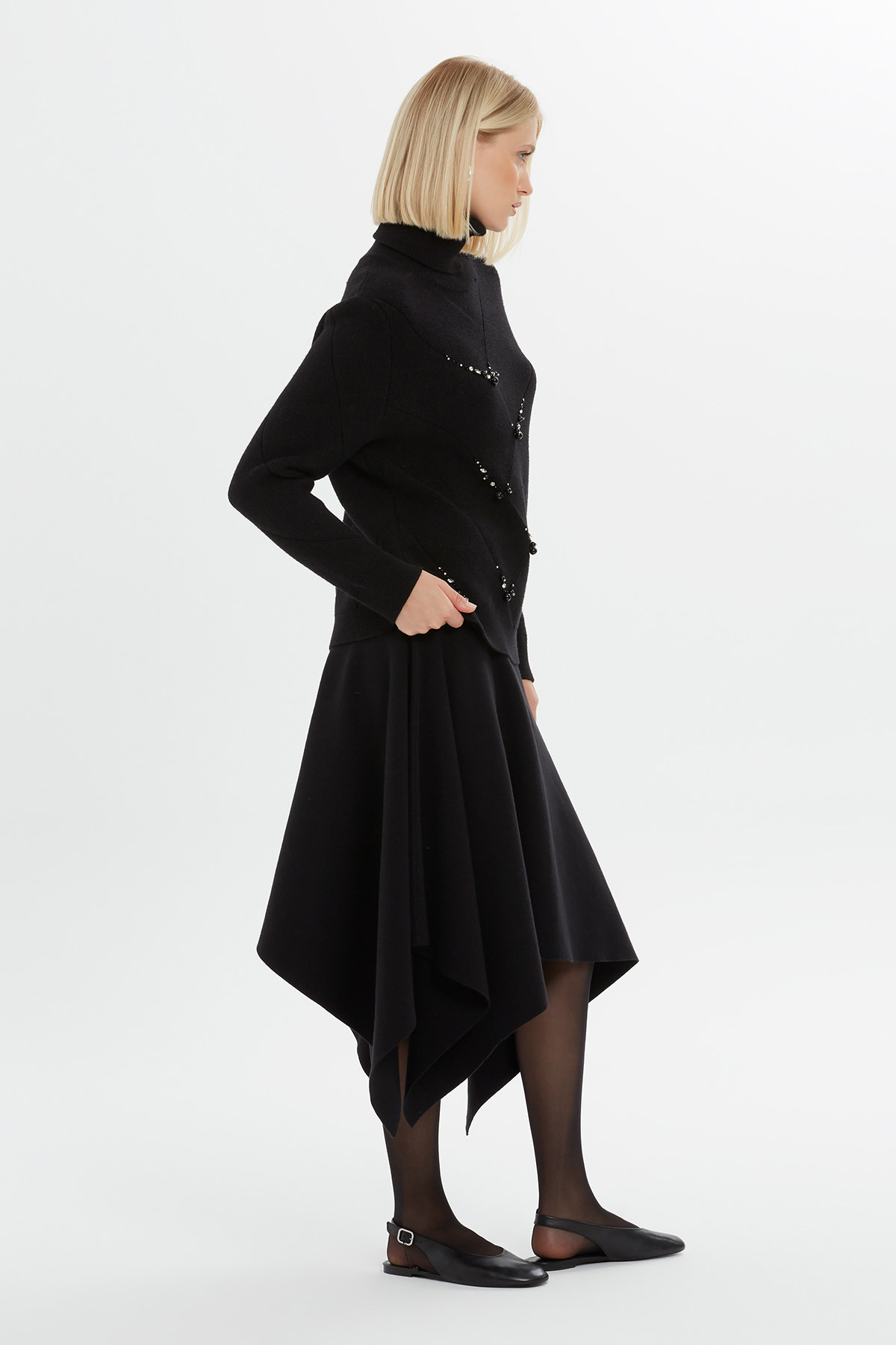 Boncuk İşlemeli Balıkçı Yaka Kazak