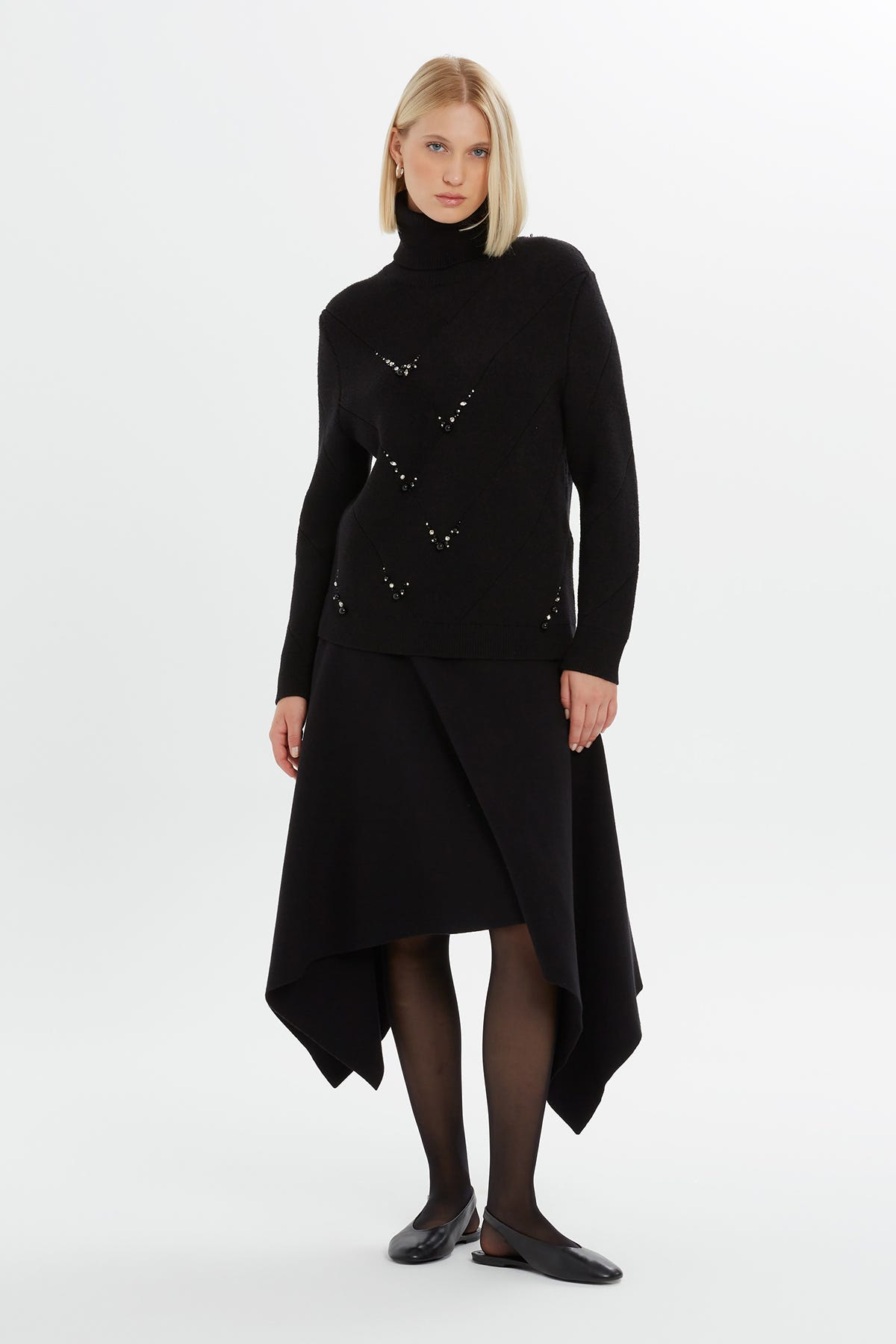 Boncuk İşlemeli Balıkçı Yaka Kazak