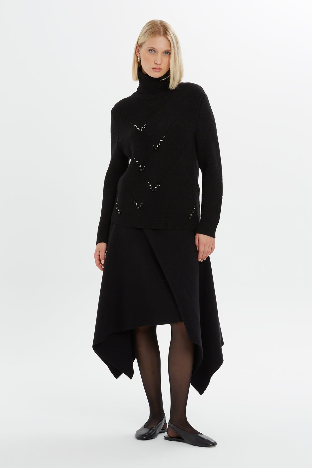 Boncuk İşlemeli Balıkçı Yaka Kazak