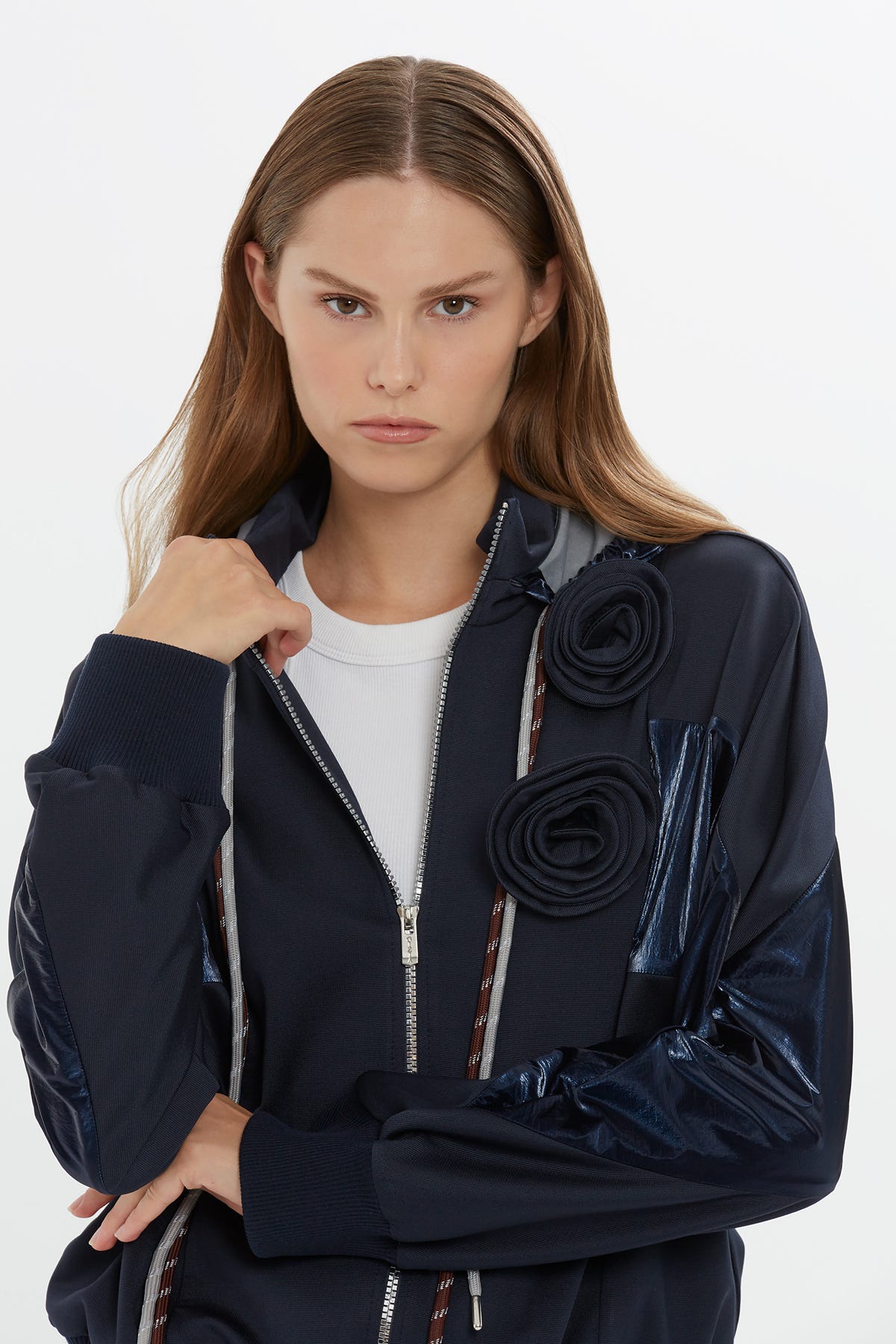 Gül Detaylı Sweatshirt