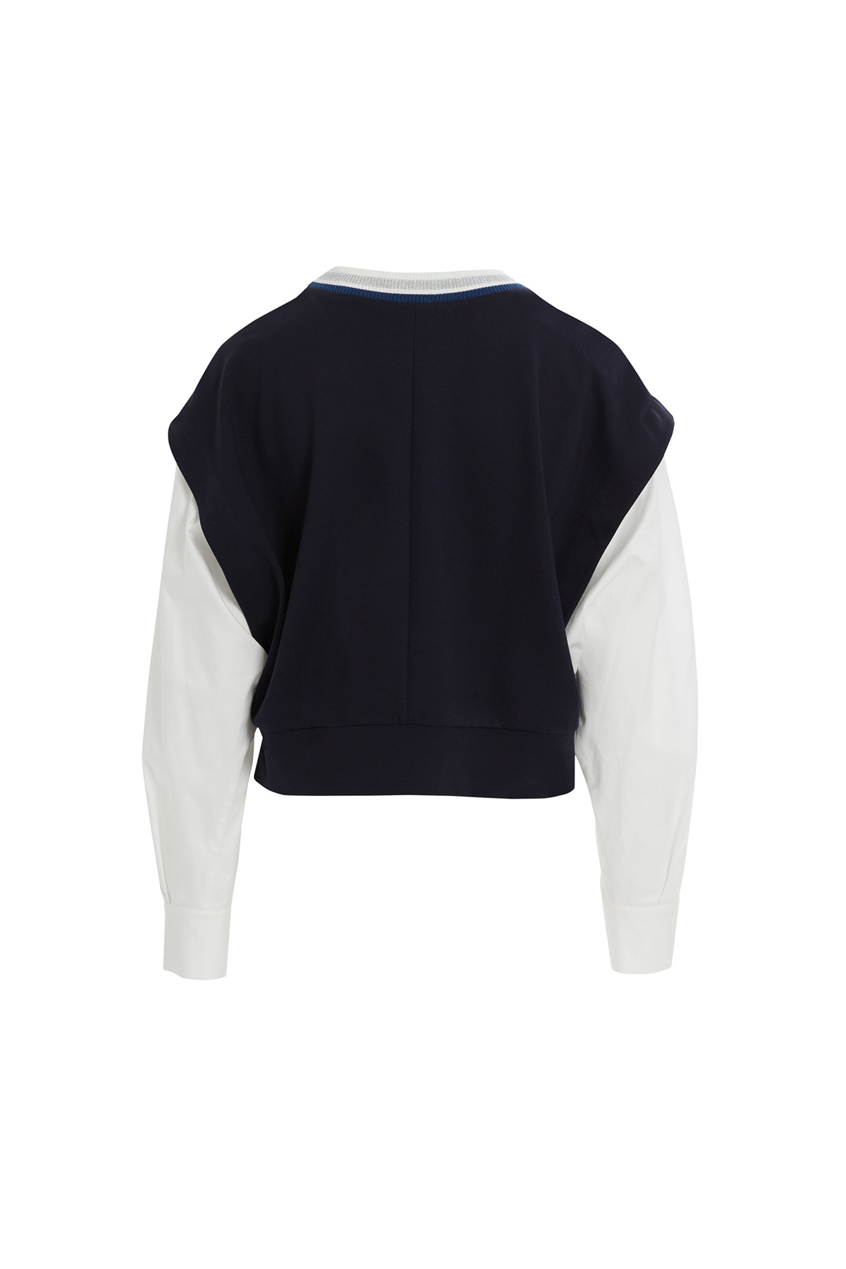 Nakış Detaylı Zincir Dikimli Uzun Kollu Bluz