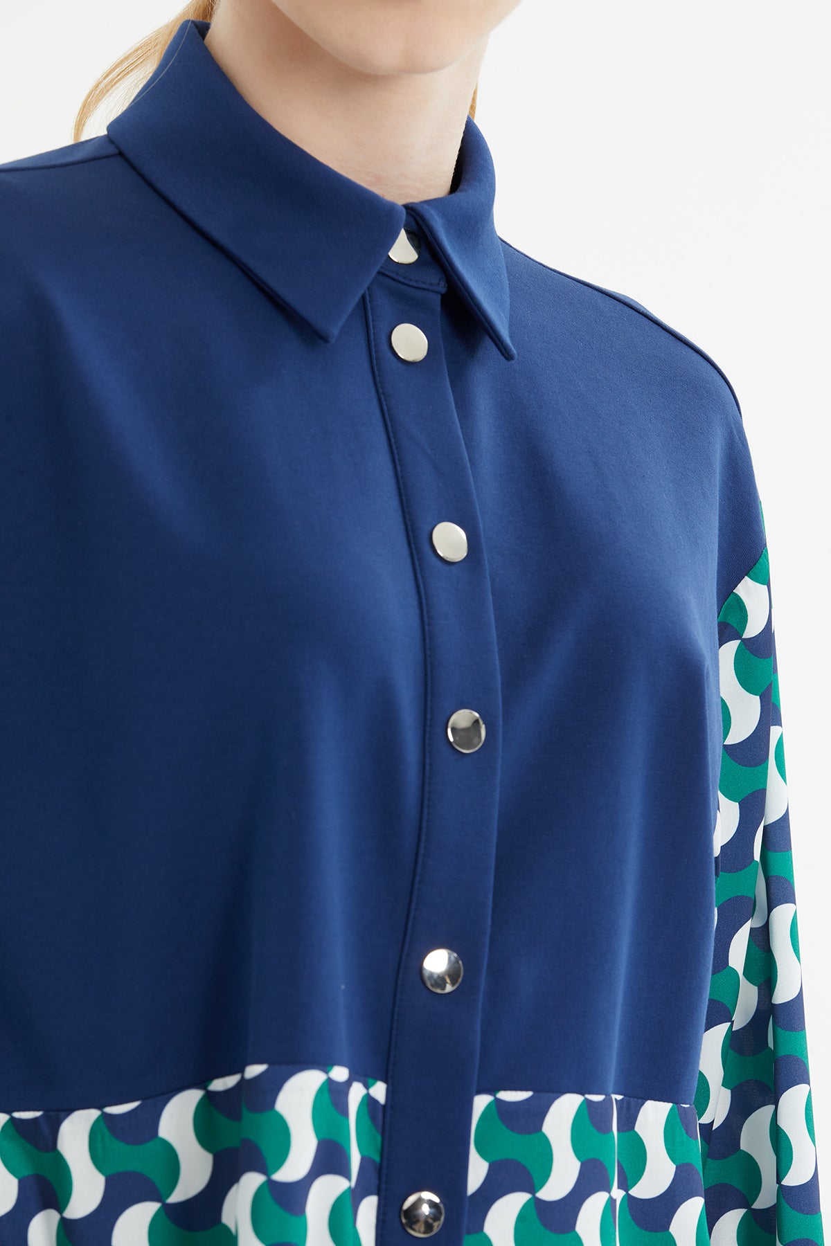 Geometrik Desenli Gömlek Ve Pantolon Takımı