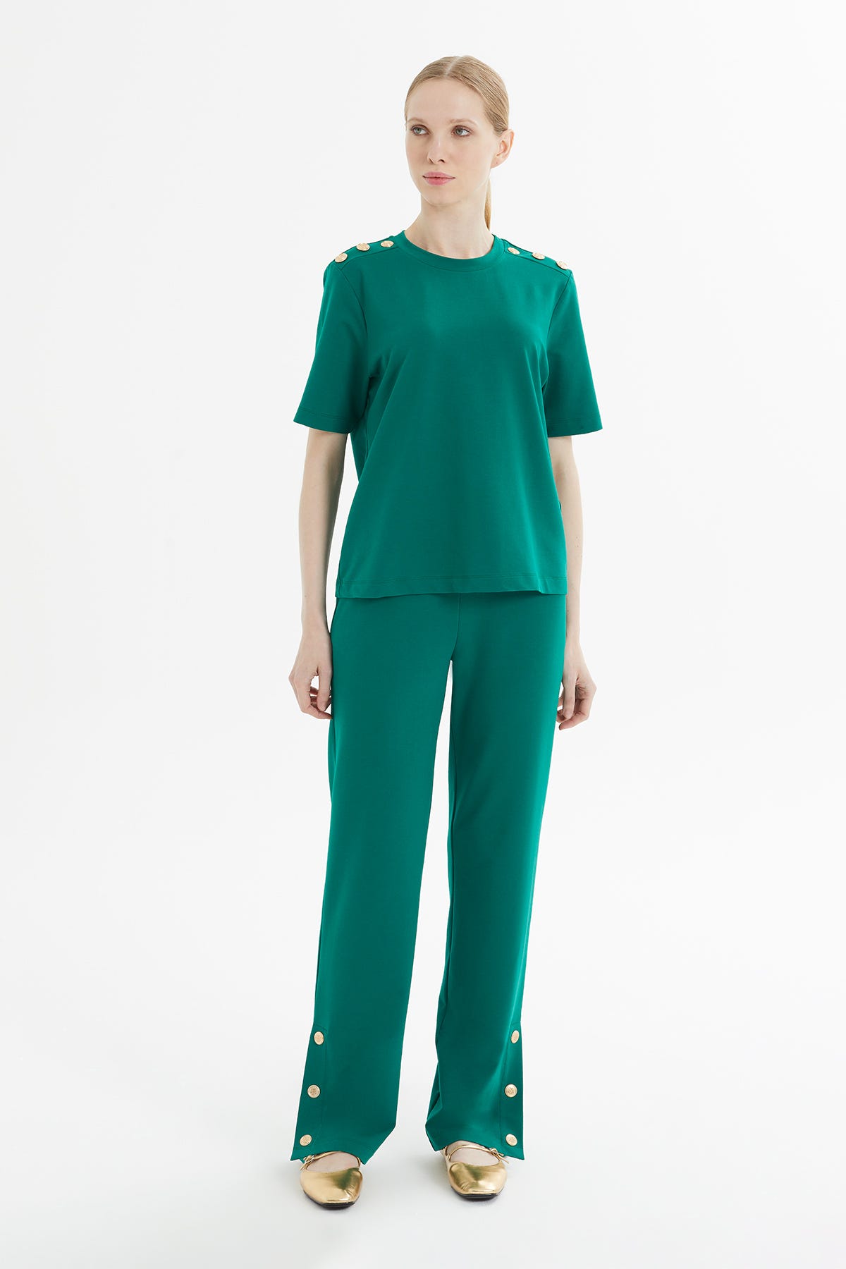 Çıtçıt Detaylı Kısa Kollu Eşofman Takımı