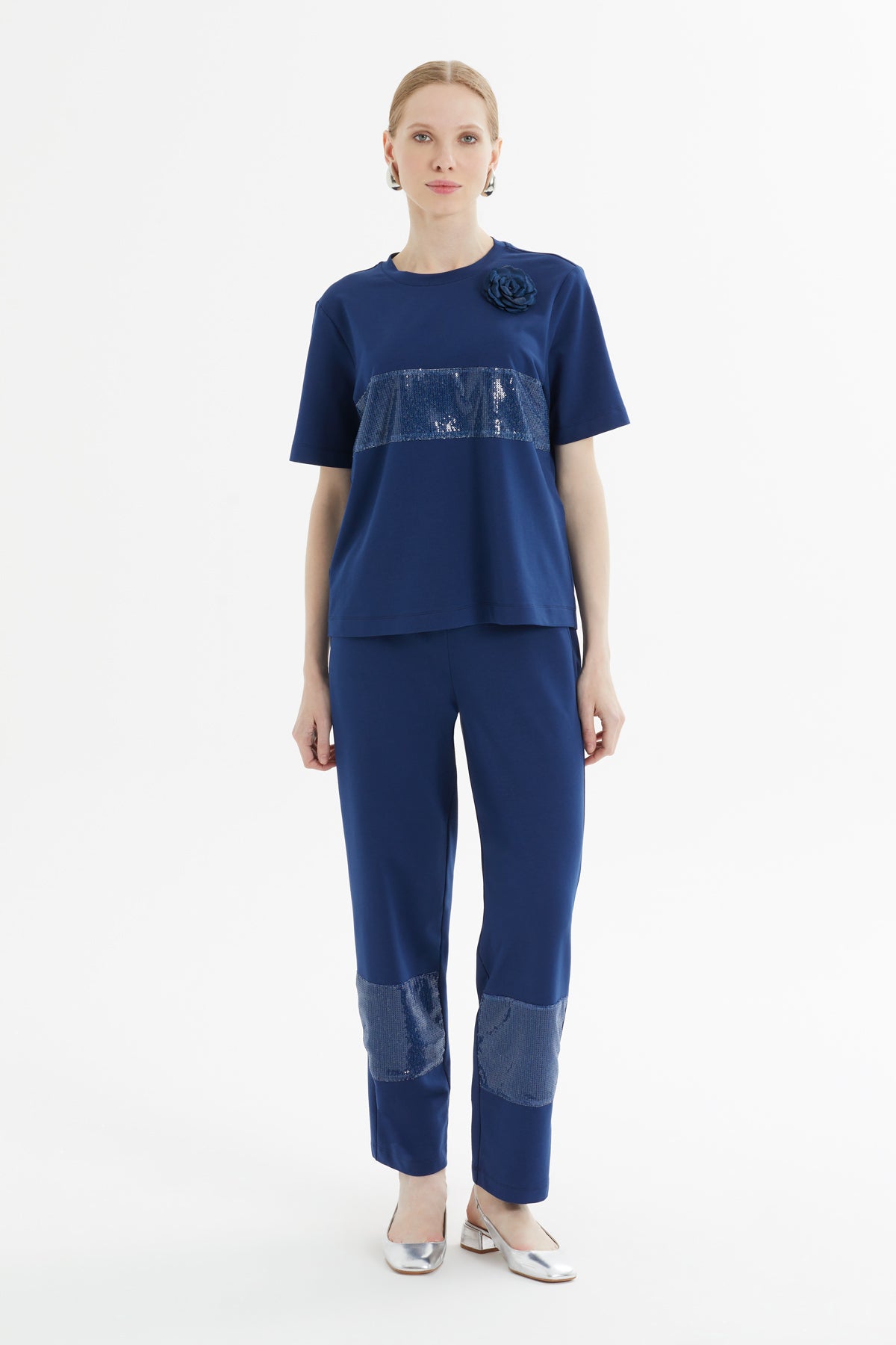 Payet Detaylı Bluz Ve Pantolon Takımı