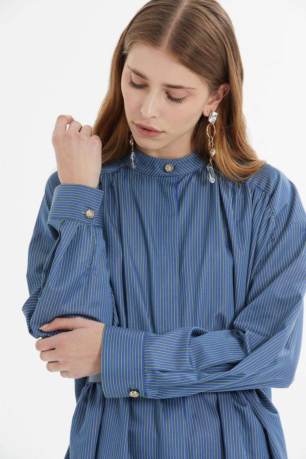 Yaka Fırfır Detaylı Ön Fermuarlı Çizgili Poplin Gömlek