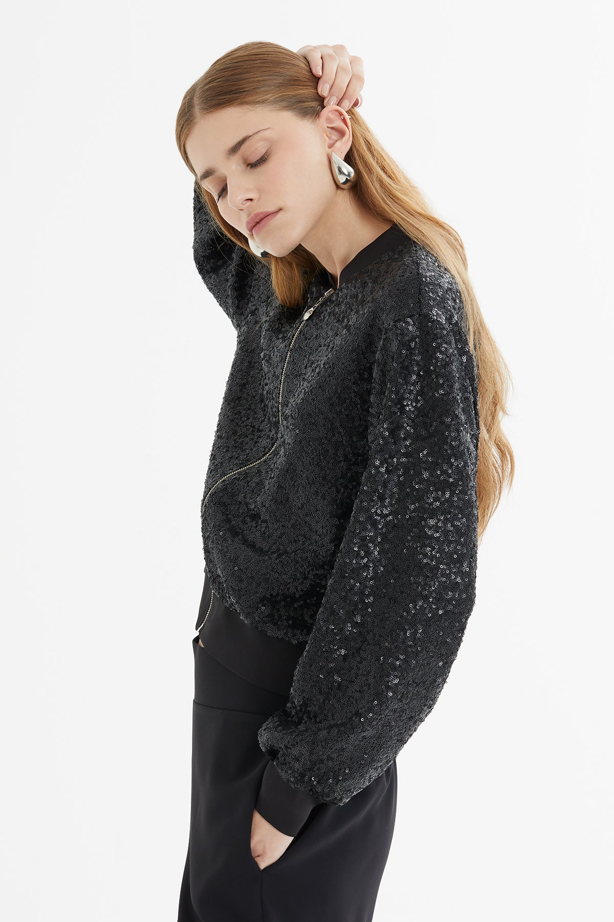 Önü Metal Fermuarlı Pul Payet Bomber Ceket