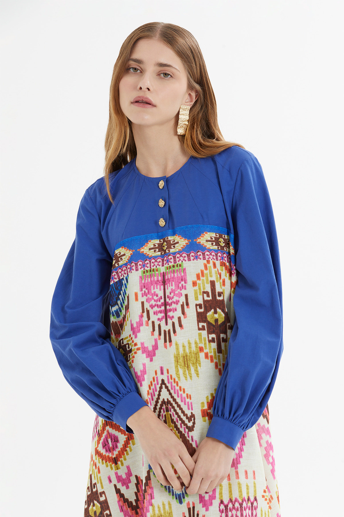 Eteği Asimetrik Gül Metal Düğmeli Midi Boy Elbise