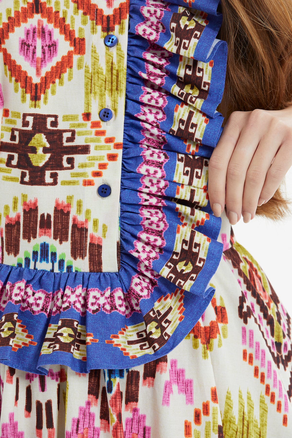 Ön Fırfır Detaylı Desenli Uzun Elbise