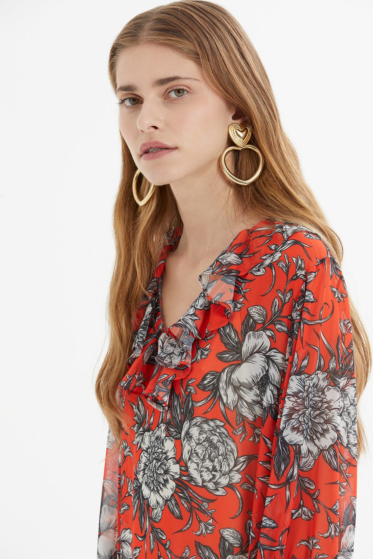 Volan Detaylı Bileği Lastikli V Yaka Desenli Uzun Elbise