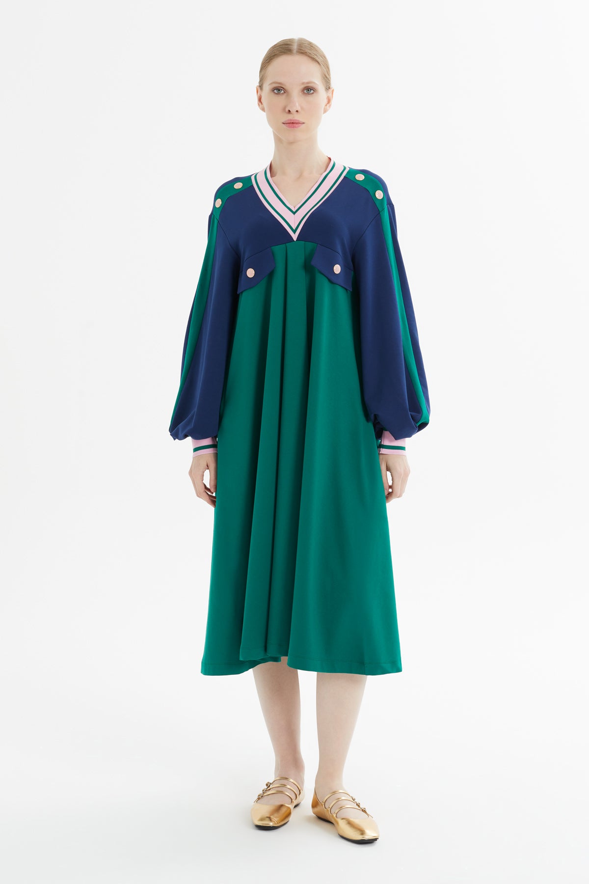 Düğme Detaylı V Yaka Ve Midi Elbise