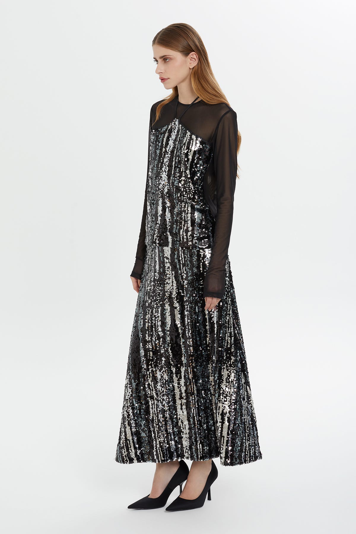 Tül Detaylı Parlak Pul Detaylı Bluz