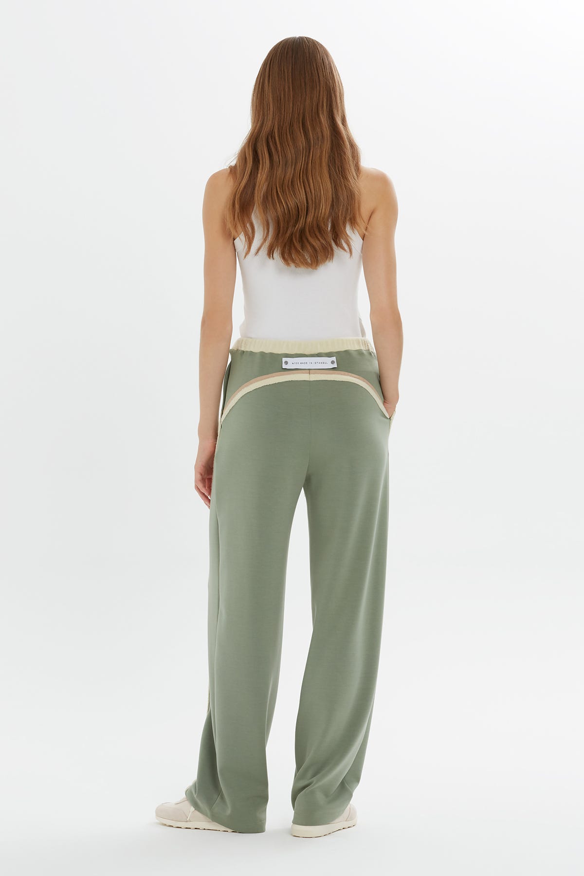 Rahat Şerit Detaylı Eşofman Altı