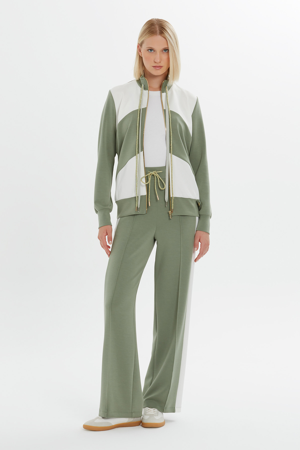 Renk Bloklu Fermuarlı Spor Eşofman Üstü